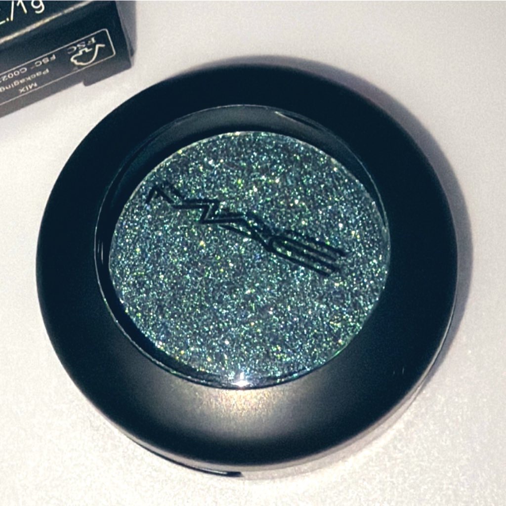 アイシャドウ メタリック/M・A・C/単色アイシャドウを使ったクチコミ（1枚目）