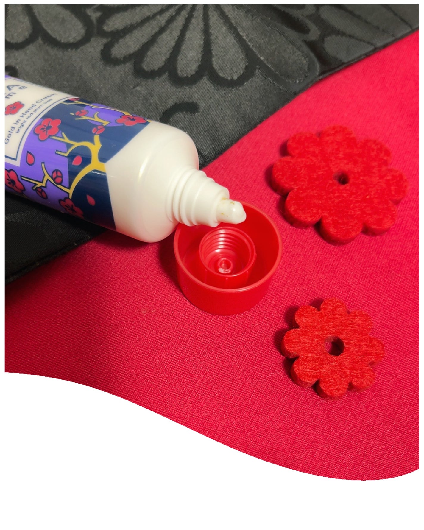 CHAYA cosme ゴールドインハンドクリーム紅い梅の香り/CHAYA cosme/ハンドクリームを使ったクチコミ(2枚目)