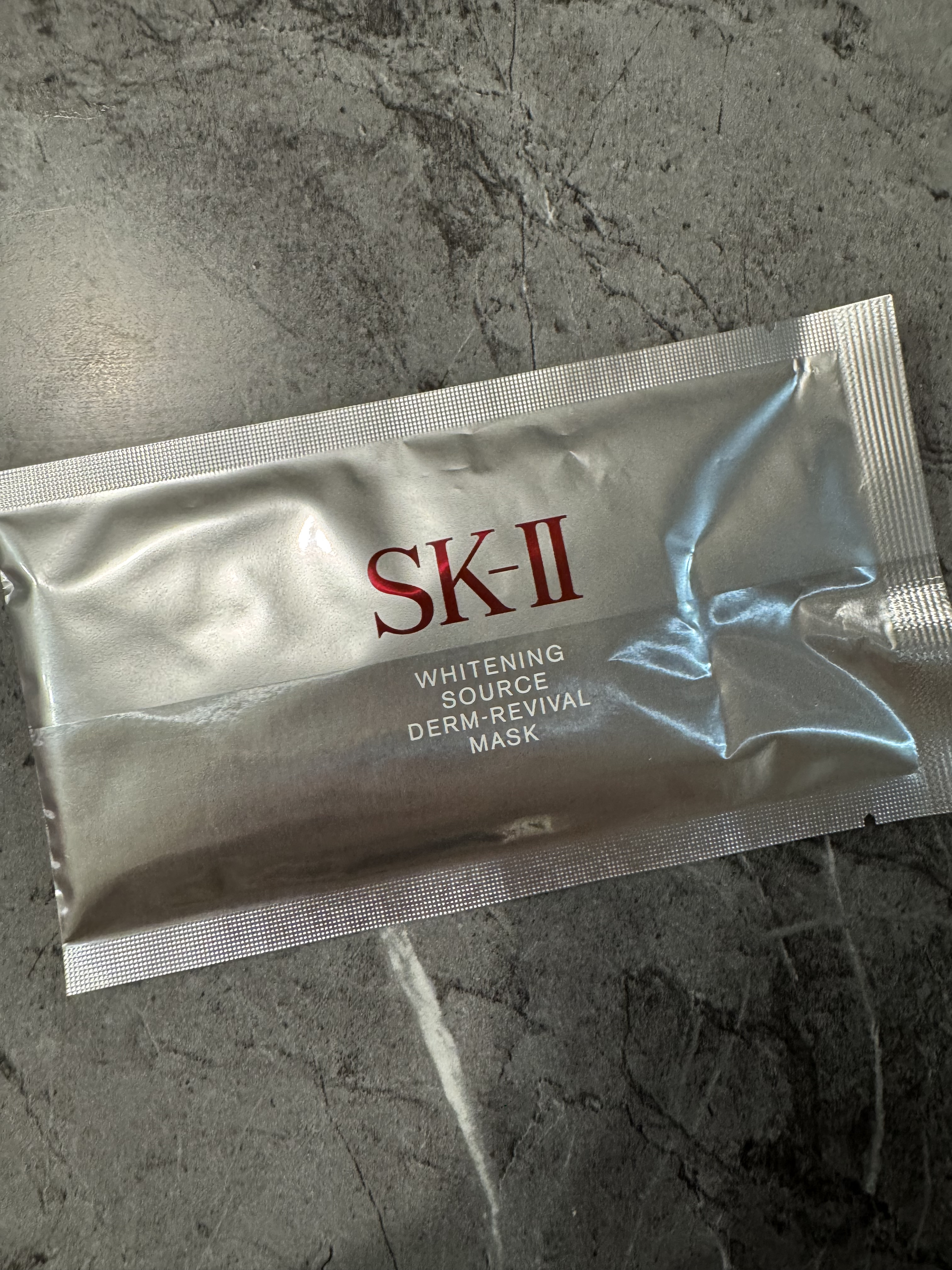 ホワイトニング ソース ダーム・リバイバル マスク 6枚入り/SK-II/シートマスク・パックを使ったクチコミ（1枚目）