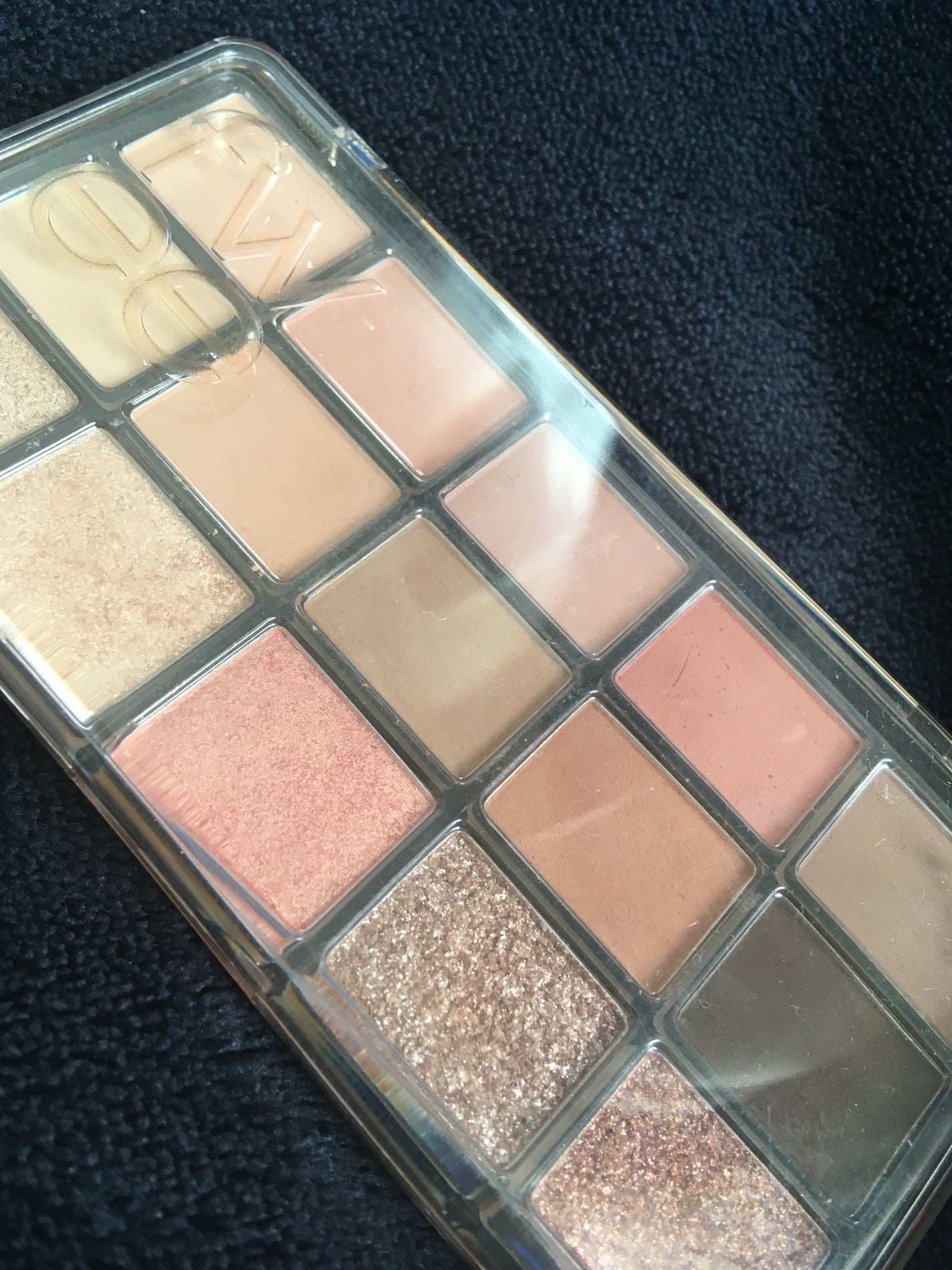 フィー モアムードアイパレット/fwee/アイシャドウパレットを使ったクチコミ(1枚目)