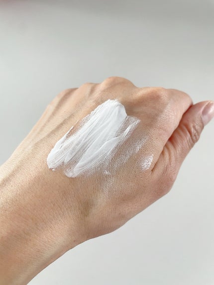 ホワイトニングドレストーンアップクリーム/COSNORI/化粧下地を使ったクチコミ(4枚目)