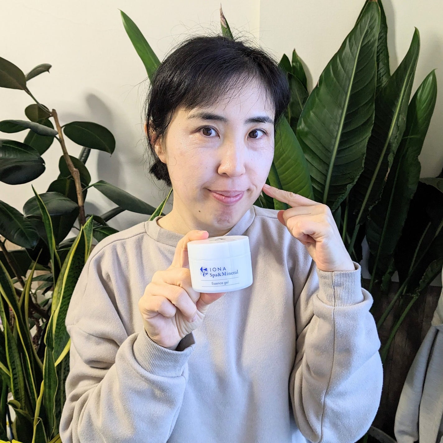 エッセンス ジェル EX/イオナ スパ&ミネラル/オールインワン化粧品を使ったクチコミ(1枚目)