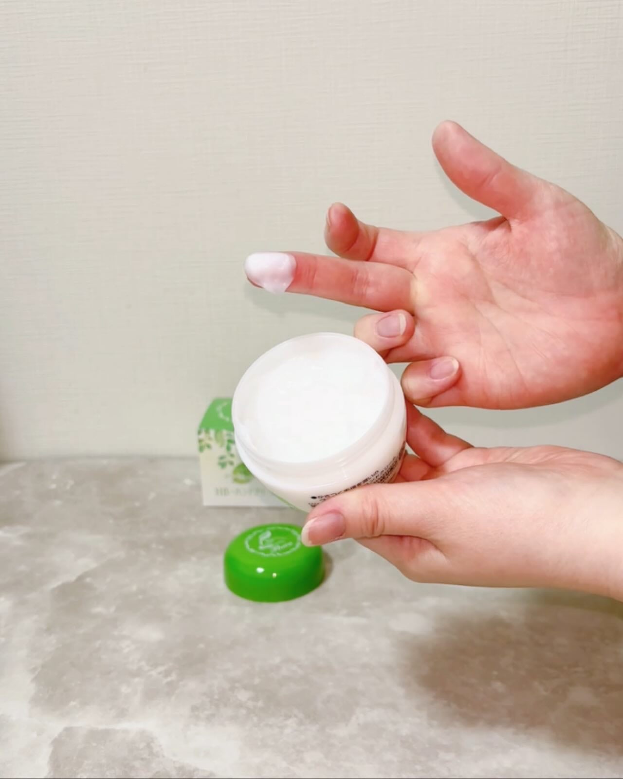 HB-ハンドクリーム/フローラ/ハンドクリームを使ったクチコミ(4枚目)