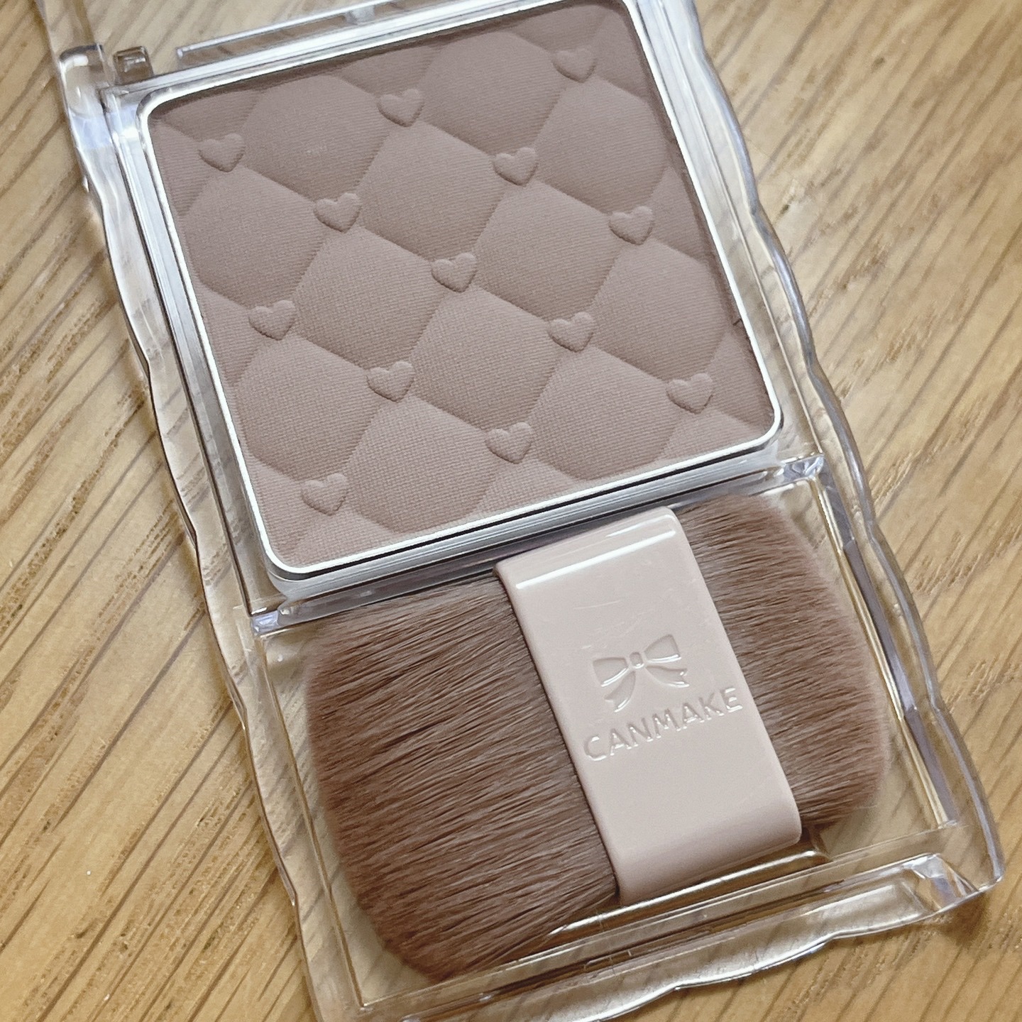 シェーディングパウダー 04 アイスグレーブラウン/キャンメイク/シェーディングを使ったクチコミ（2枚目）