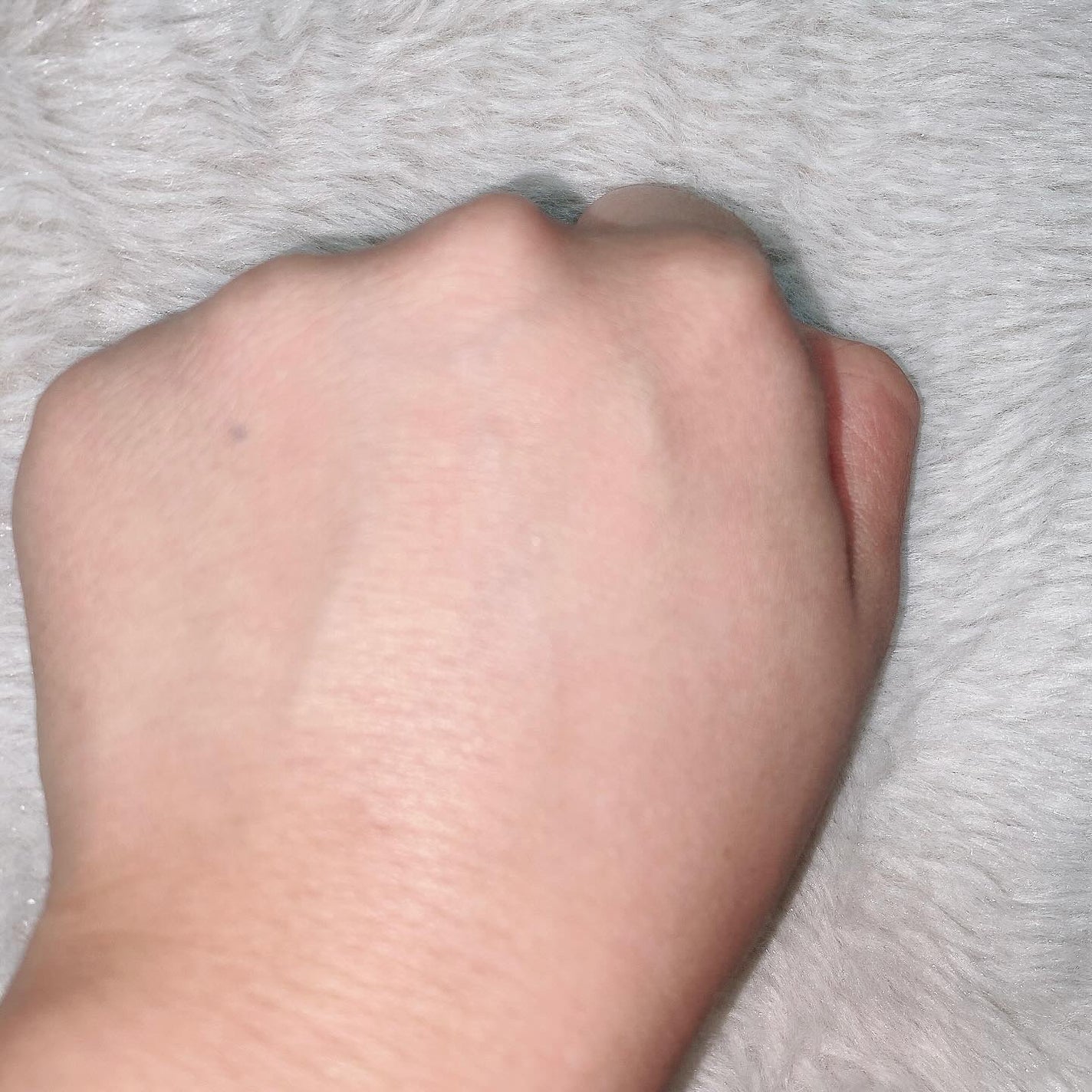 シルキースキンカバー/elebelle cosme/化粧下地を使ったクチコミ(4枚目)