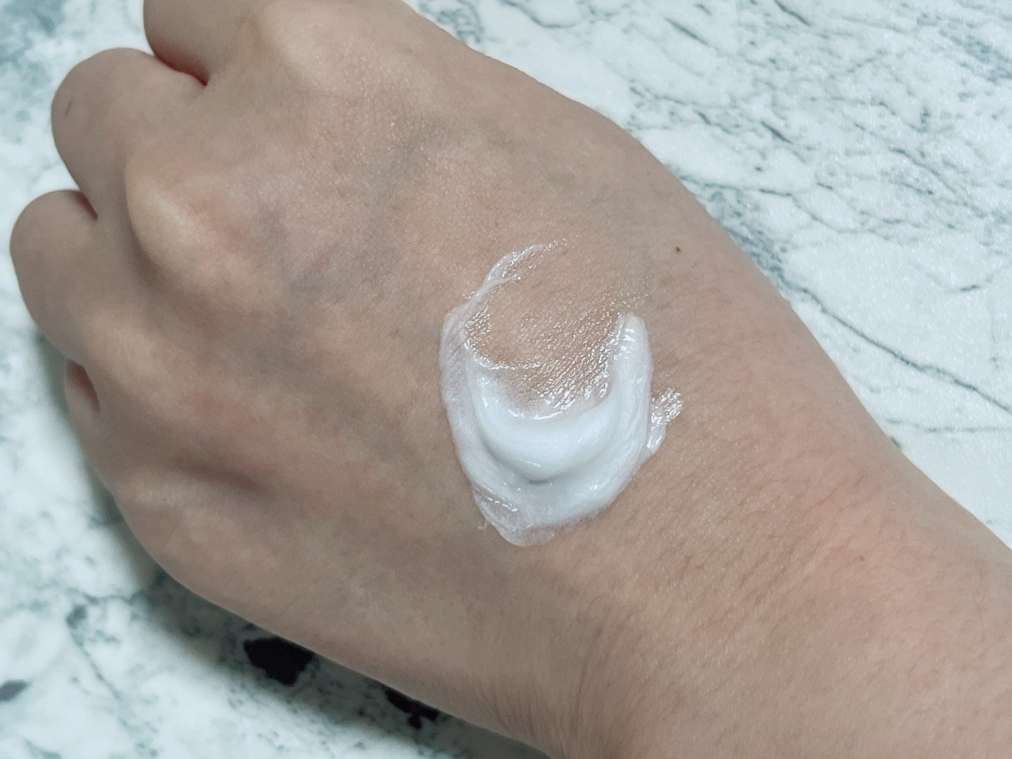 ヴァセリンリペアクリームナイトケア/ヴァセリン/ボディクリームを使ったクチコミ（2枚目）