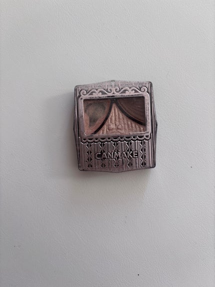 ジューシーピュアアイズ/キャンメイク/アイシャドウパレットを使ったクチコミ(3枚目)