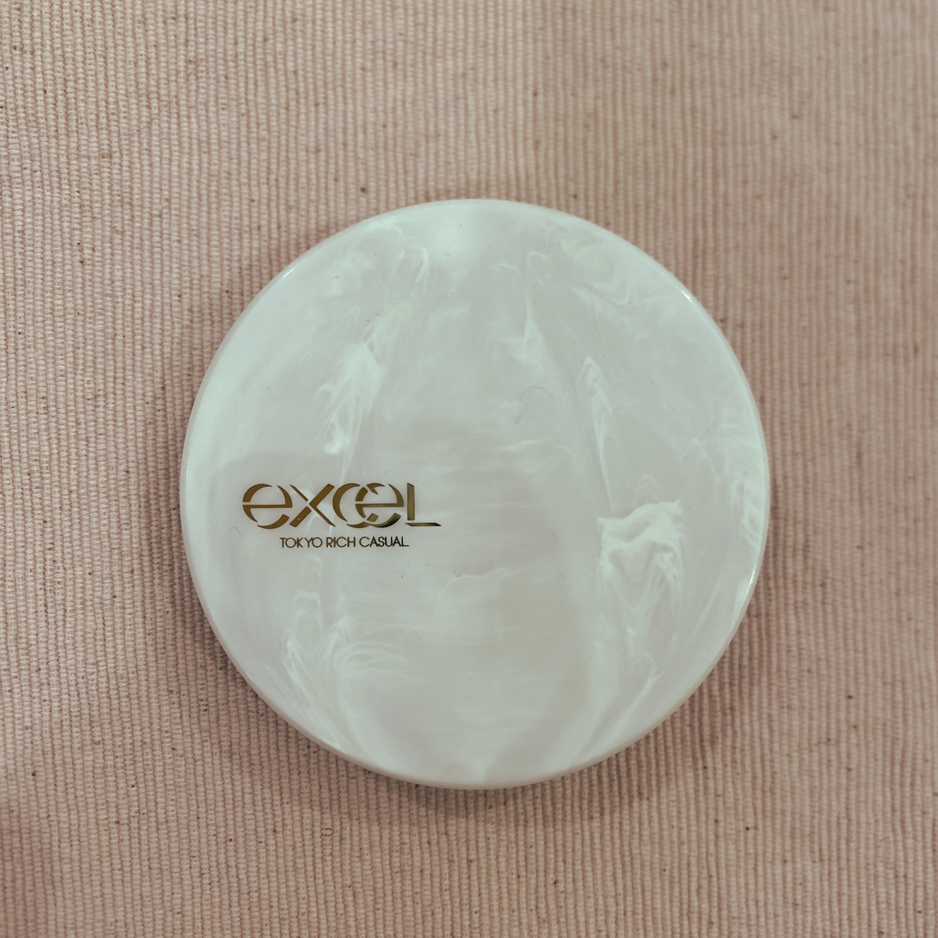 ラスタリングシアーパウダー/excel/プレストパウダーを使ったクチコミ（1枚目）