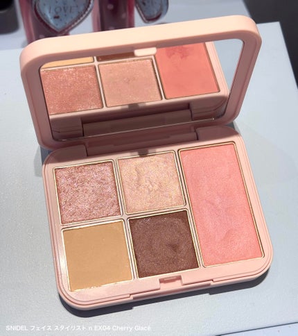 本田ユニ on LIPS 「SNIDELBEAUTYバレンタイン限定コレクションをイベント..」(2枚目)