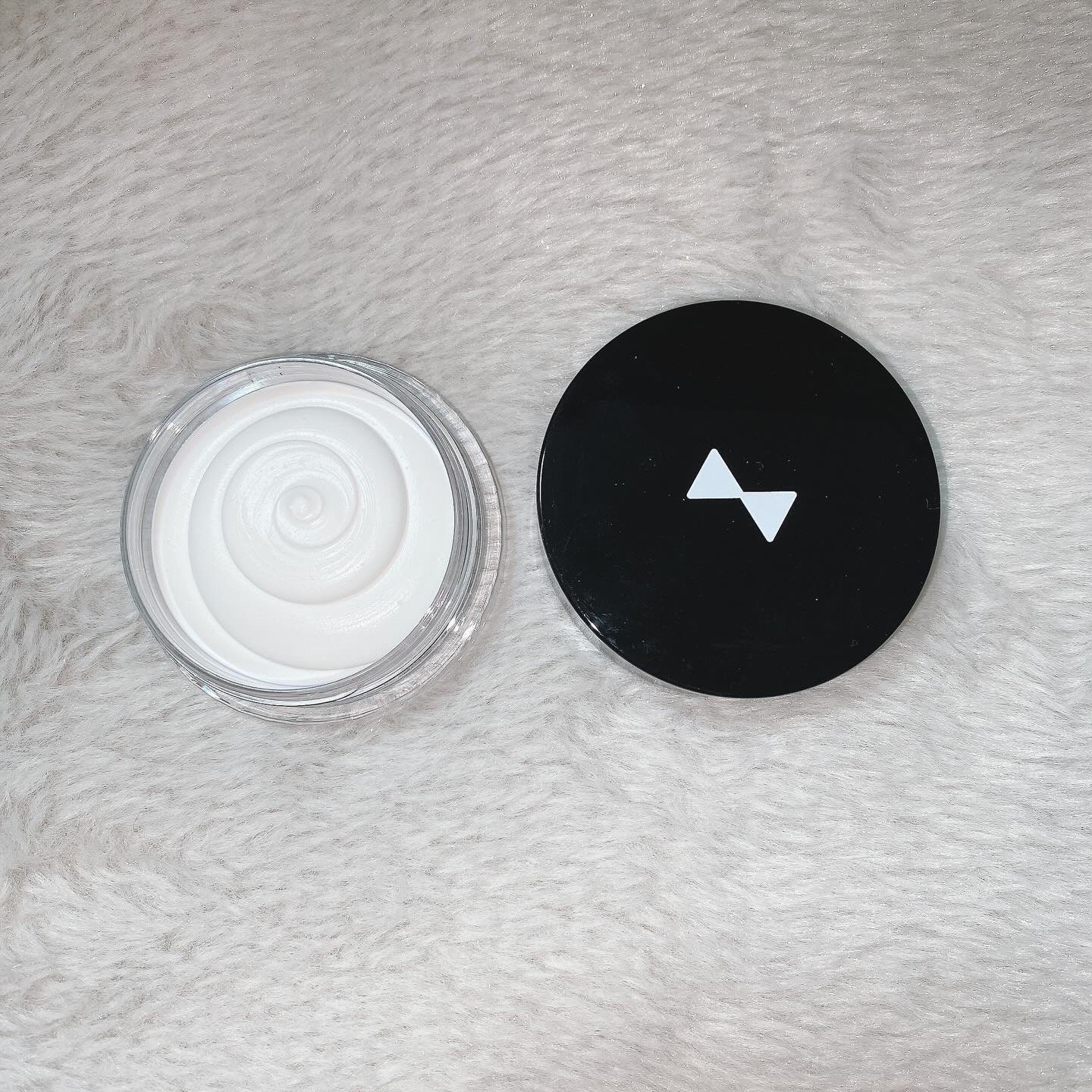 シルキースキンカバー/elebelle cosme/化粧下地を使ったクチコミ（3枚目）