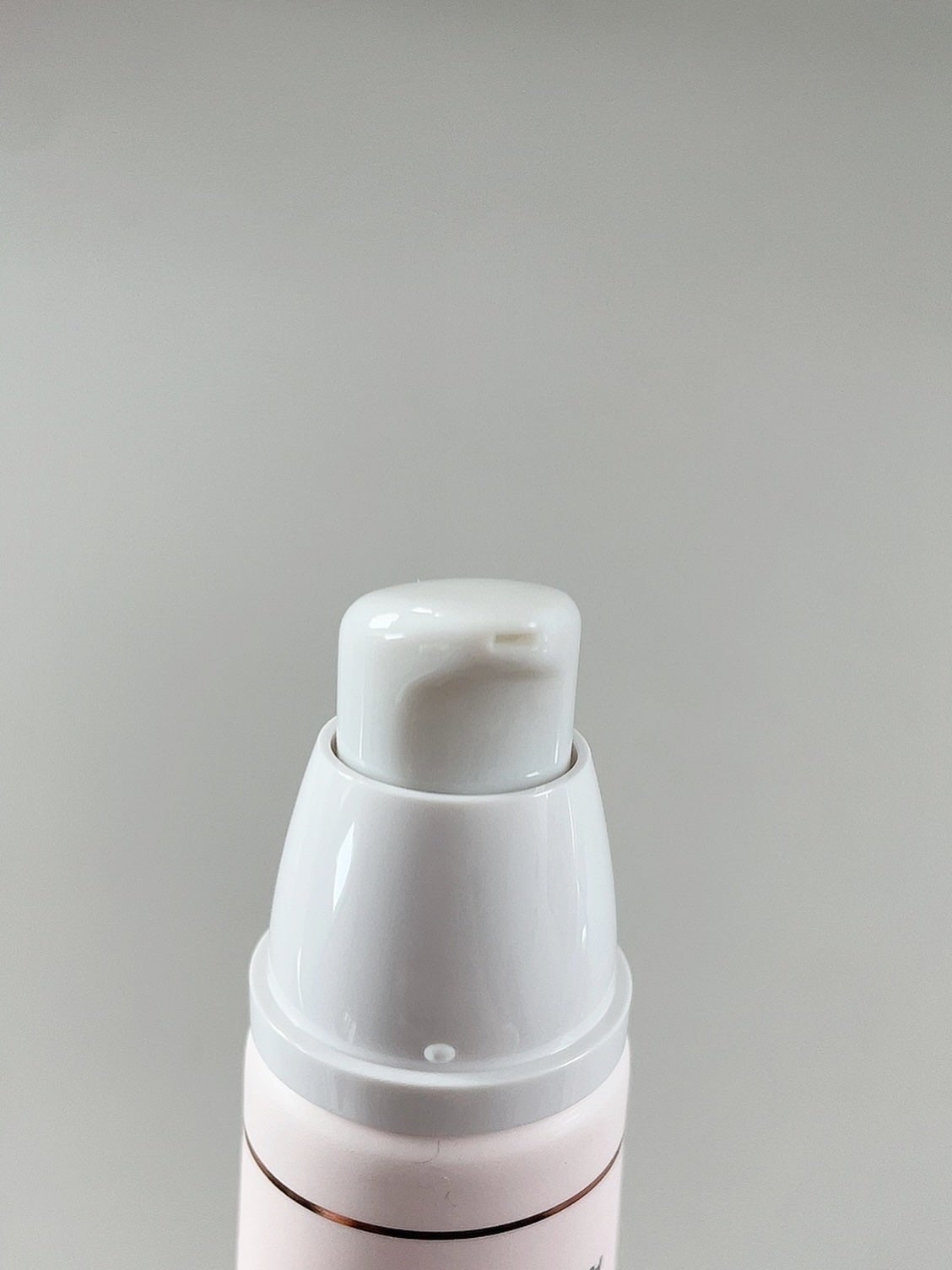 ホワイトニングドレストーンアップクリーム/COSNORI/化粧下地を使ったクチコミ(3枚目)