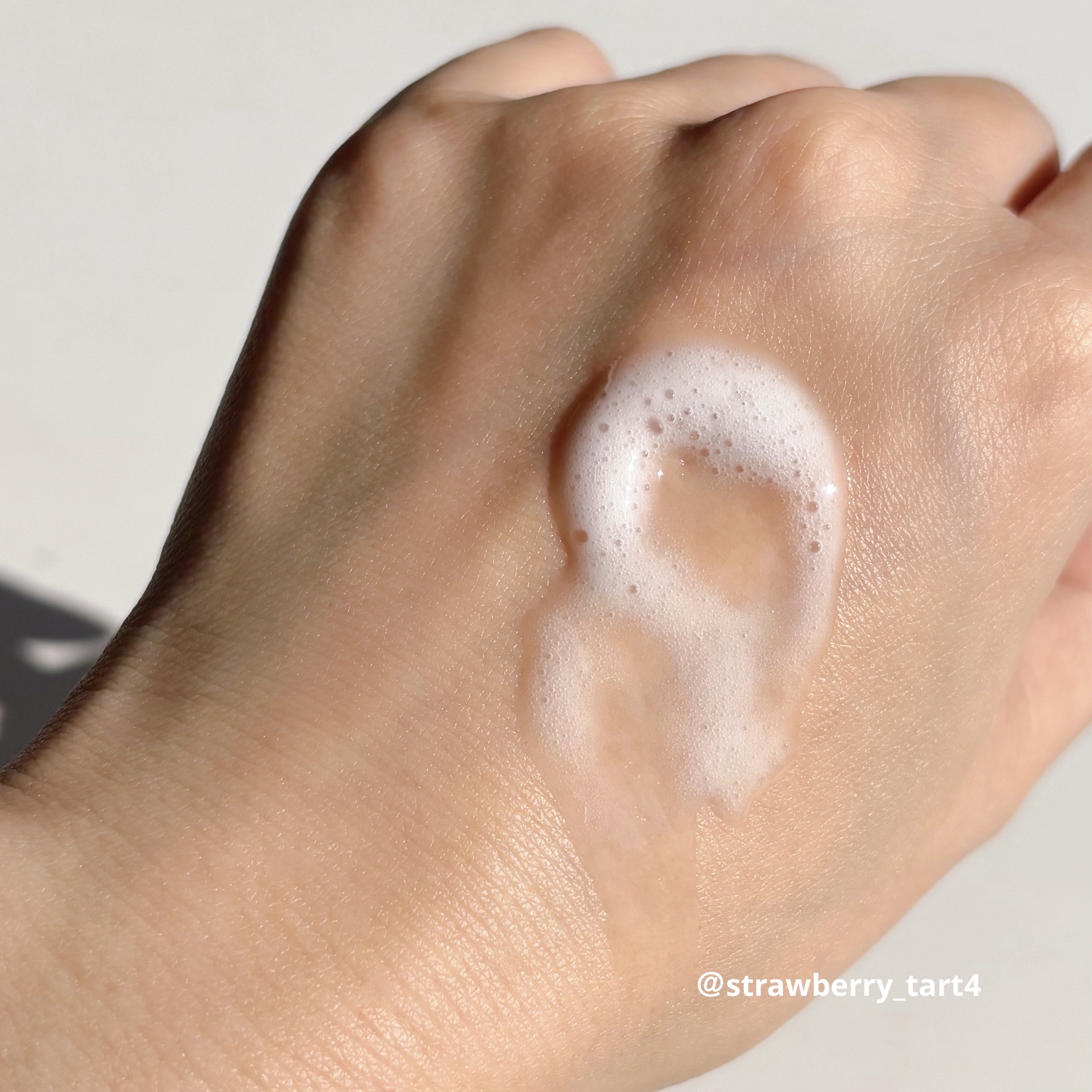 ソフィーナ iP ベースケア セラム＜土台美容液＞/SOFINA iP/美容液を使ったクチコミ（3枚目）