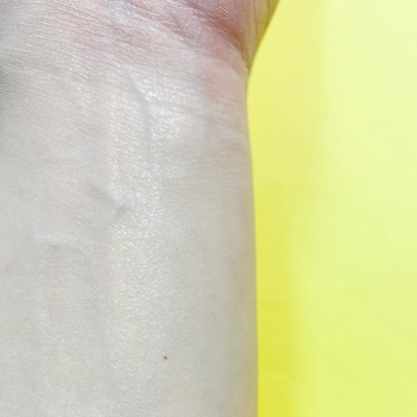 5番 白玉グルタチオンCトーンアップベース SPF50+ PA++++/numbuzin/化粧下地を使ったクチコミ(4枚目)