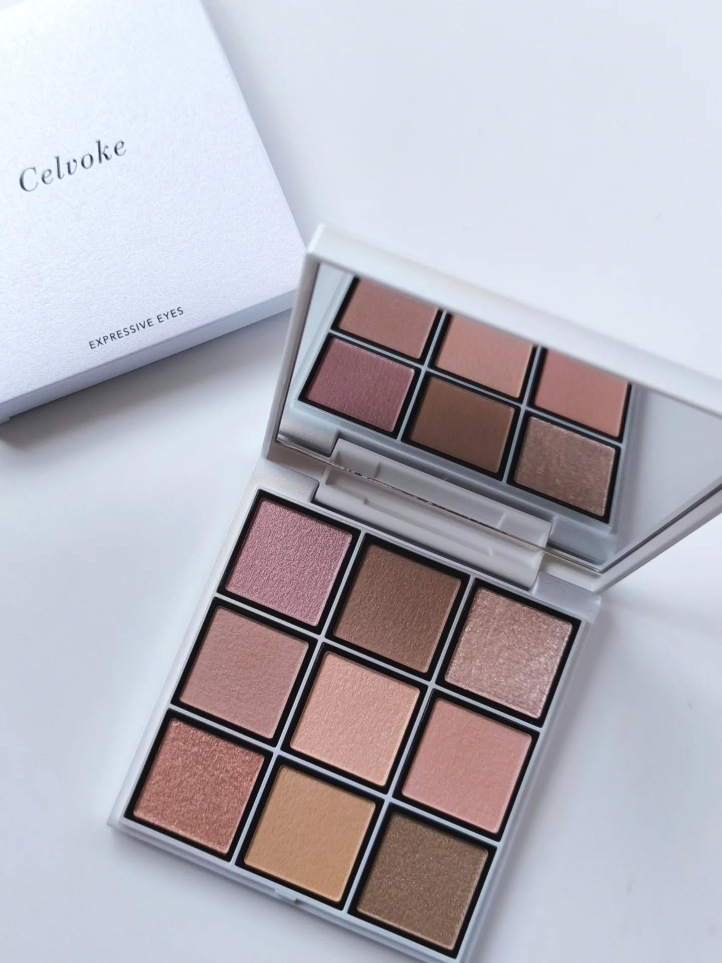 セルヴォーク エクスプレッシヴ アイズ/Celvoke/アイシャドウパレットを使ったクチコミ（1枚目）