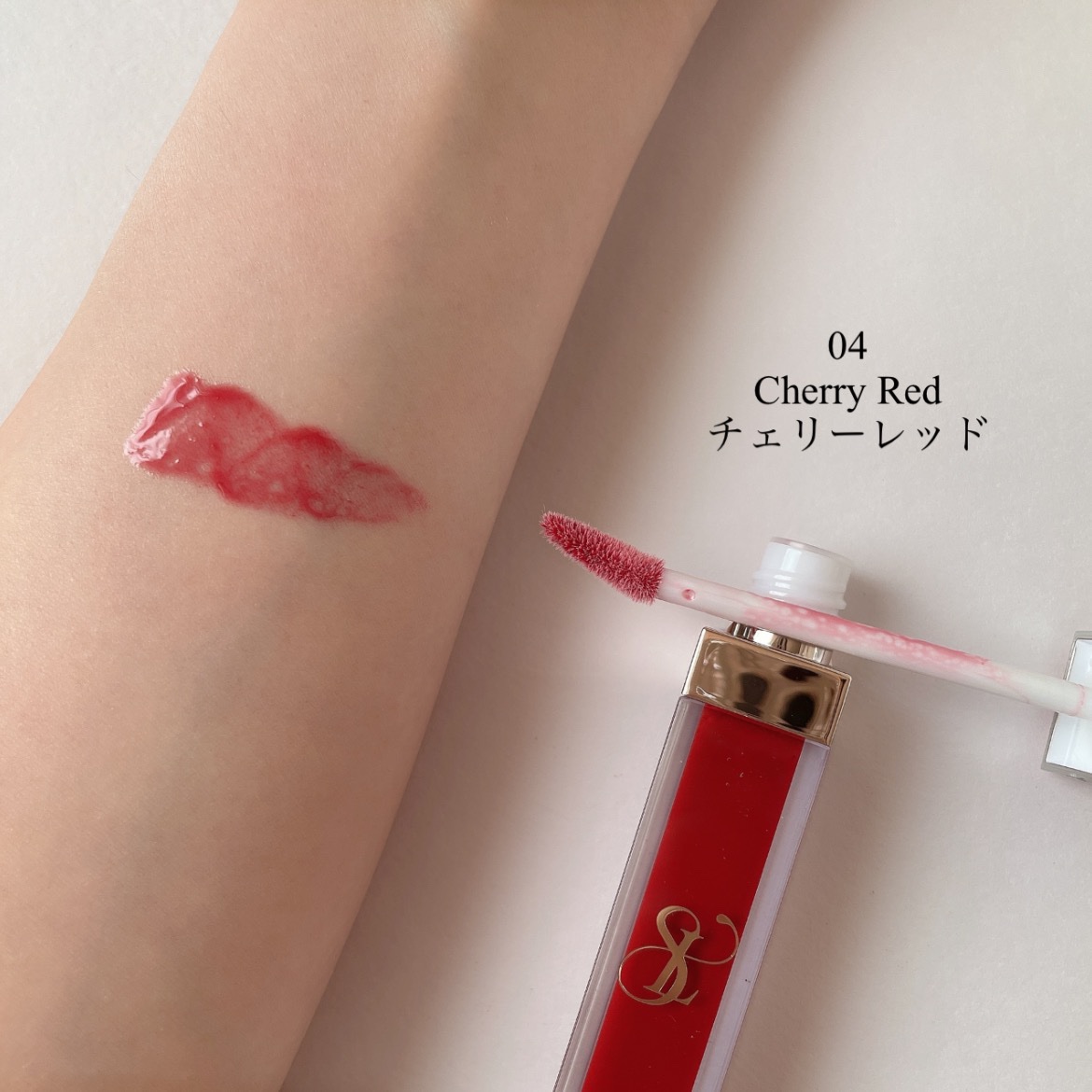 グロッシーリップオイル/SELVE/リップグロスを使ったクチコミ（2枚目）