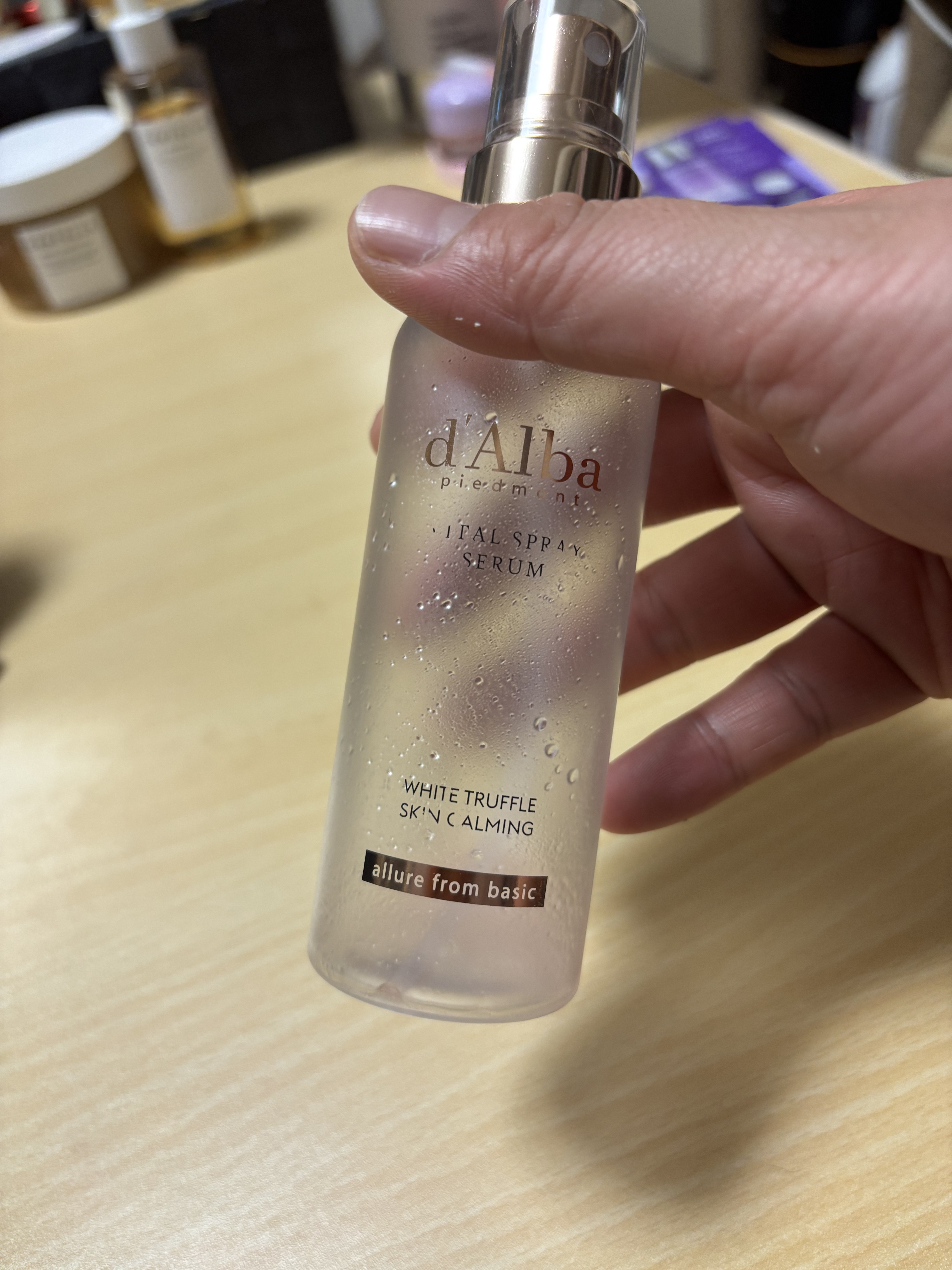 ダルバ ホワイトトリュフバイタルスプレーセラム/ダルバ/ミスト状化粧水を使ったクチコミ（1枚目）