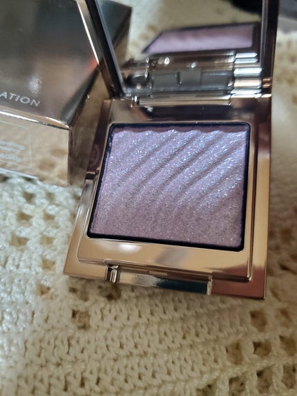 ルナソル モノアイカラーレーション/LUNASOL/単色アイシャドウを使ったクチコミ(2枚目)