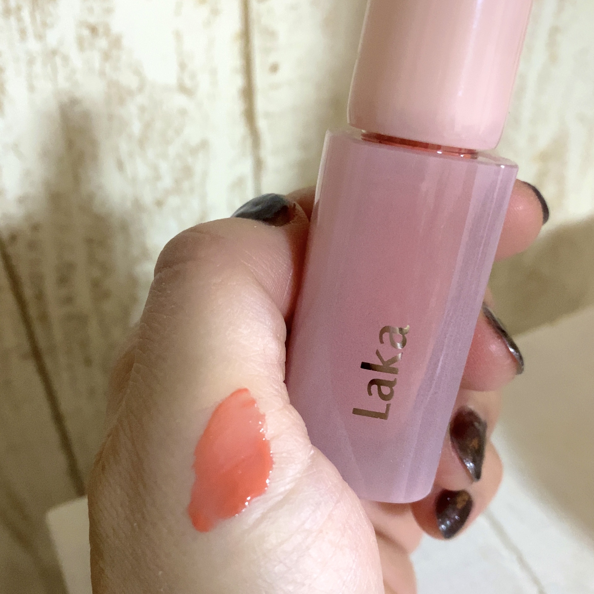 ポッピングバルーンティント 501 フィジング/Laka/リップティントを使ったクチコミ（2枚目）