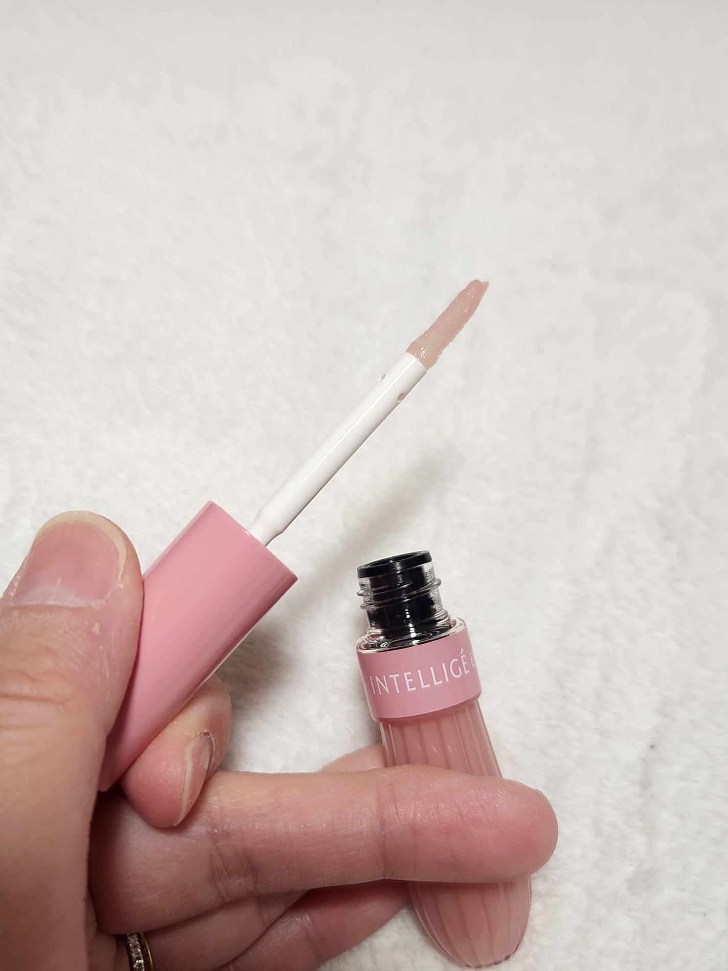 ボリュームプラス リップエッセンスUV/アンテリージェEX/リップ美容液を使ったクチコミ(3枚目)