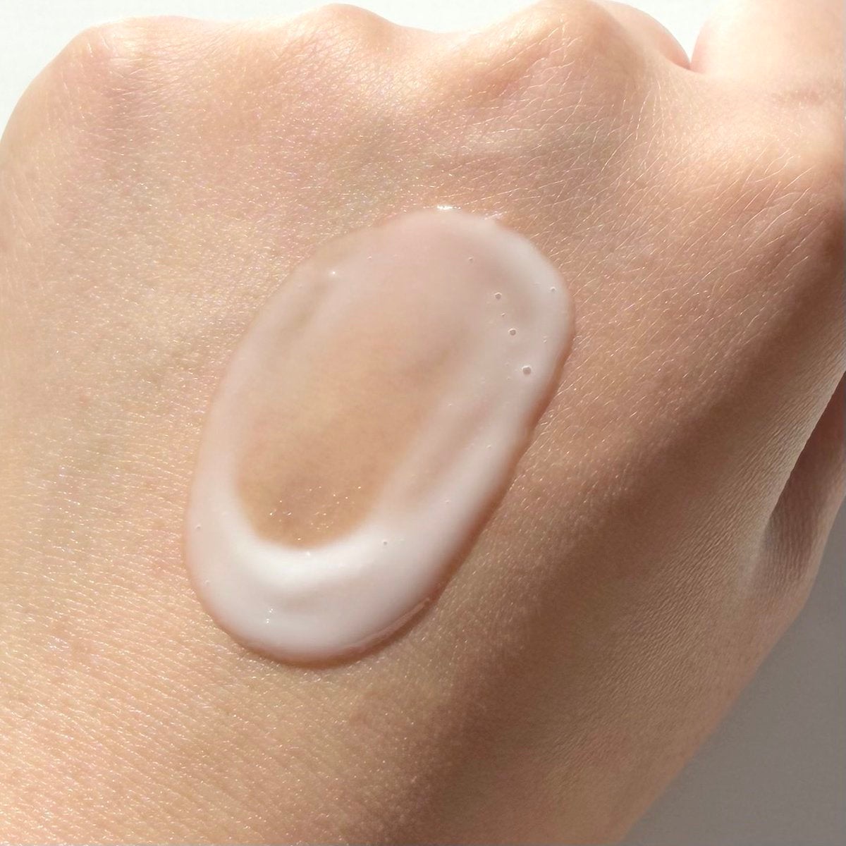 モイスチャライジングセラム 50ml/エトヴォス/美容液を使ったクチコミ（2枚目）