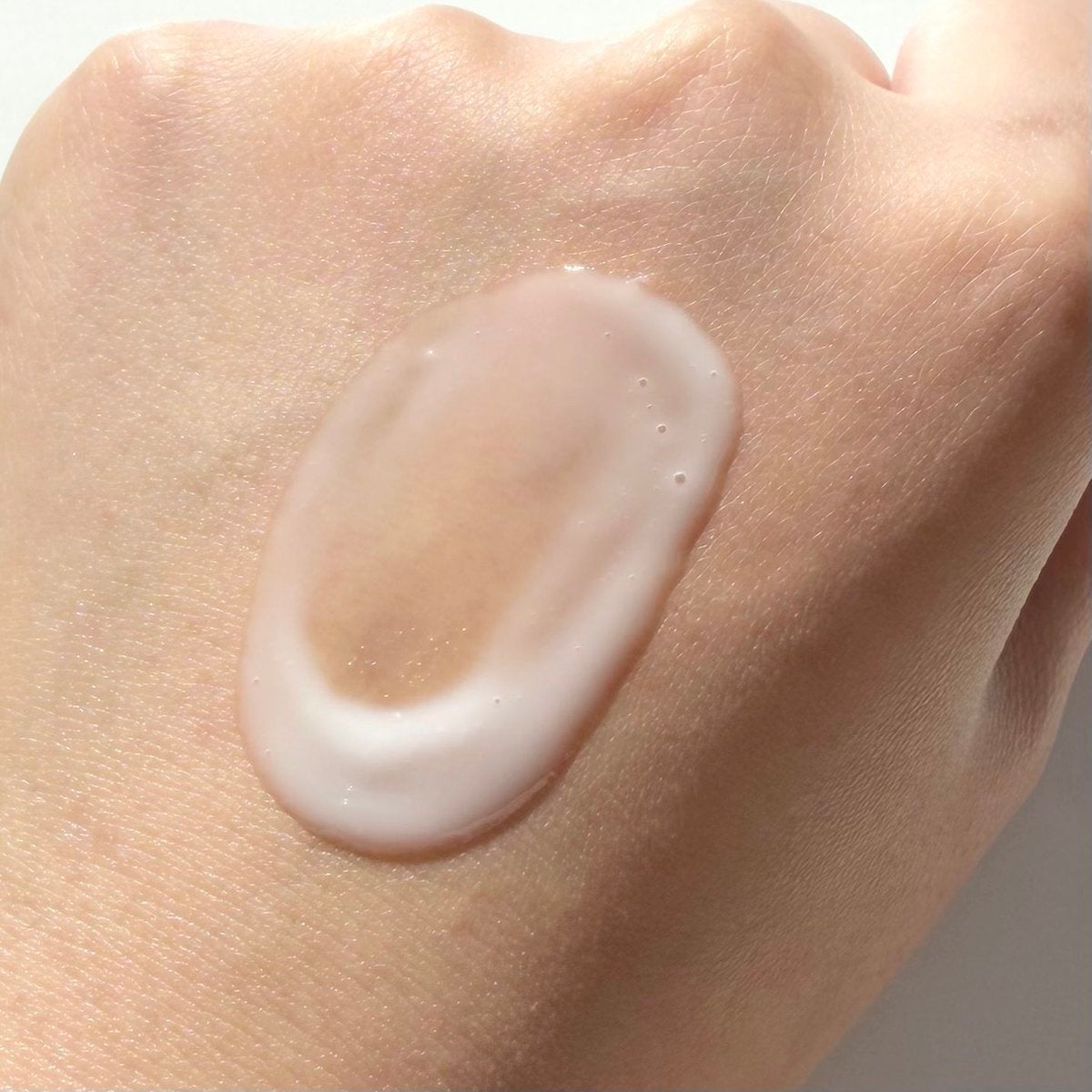 モイスチャライジングセラム/エトヴォス/美容液を使ったクチコミ(2枚目)