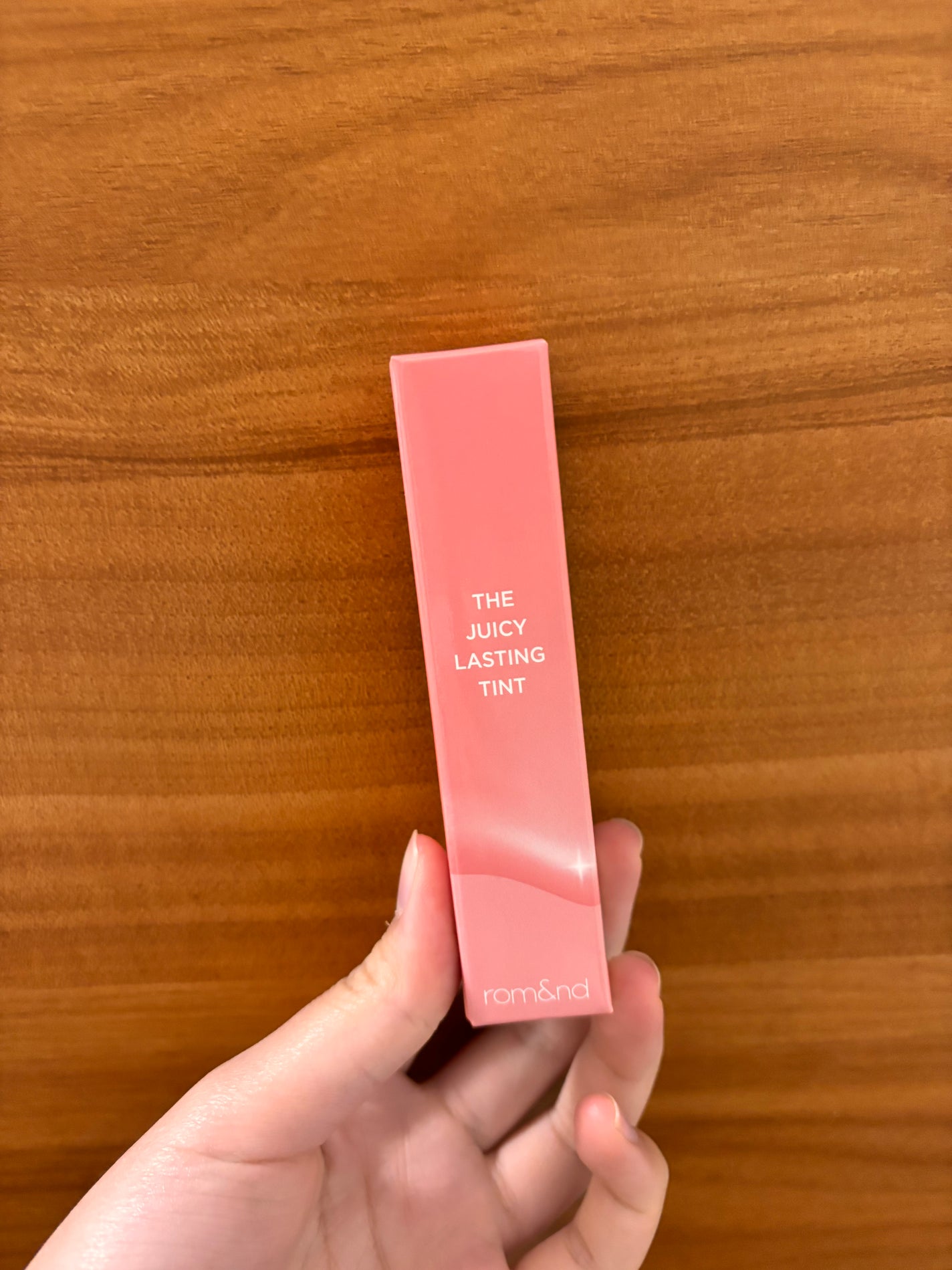 ザ ジューシーラスティングティント/rom&nd/リップティントを使ったクチコミ(1枚目)
