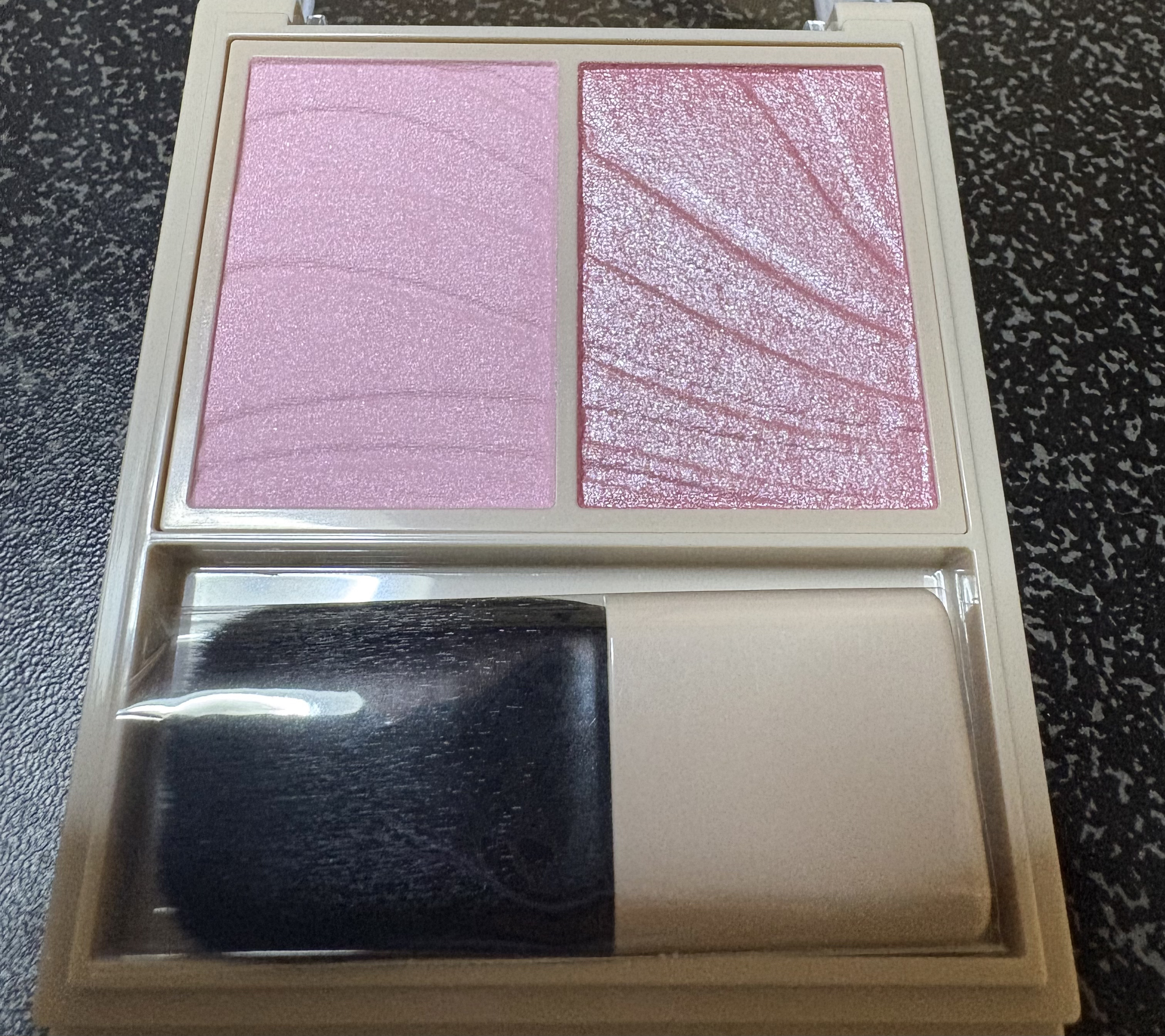 レイヤード フルリ チーク/Visée/パウダーチークを使ったクチコミ（2枚目）