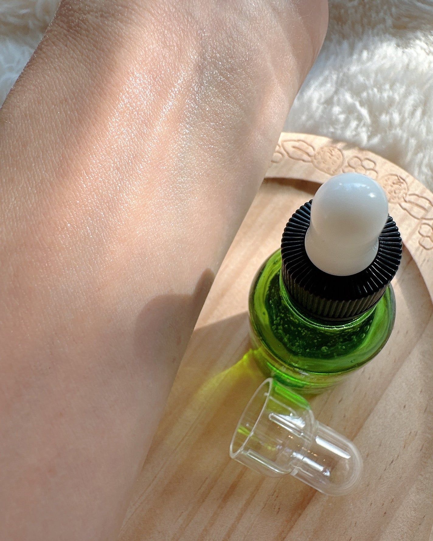 yukano on LIPS 「皮膚科医監修のスキンケアって、やっぱり安心感ちがう🫧✼••┈┈..」(4枚目)