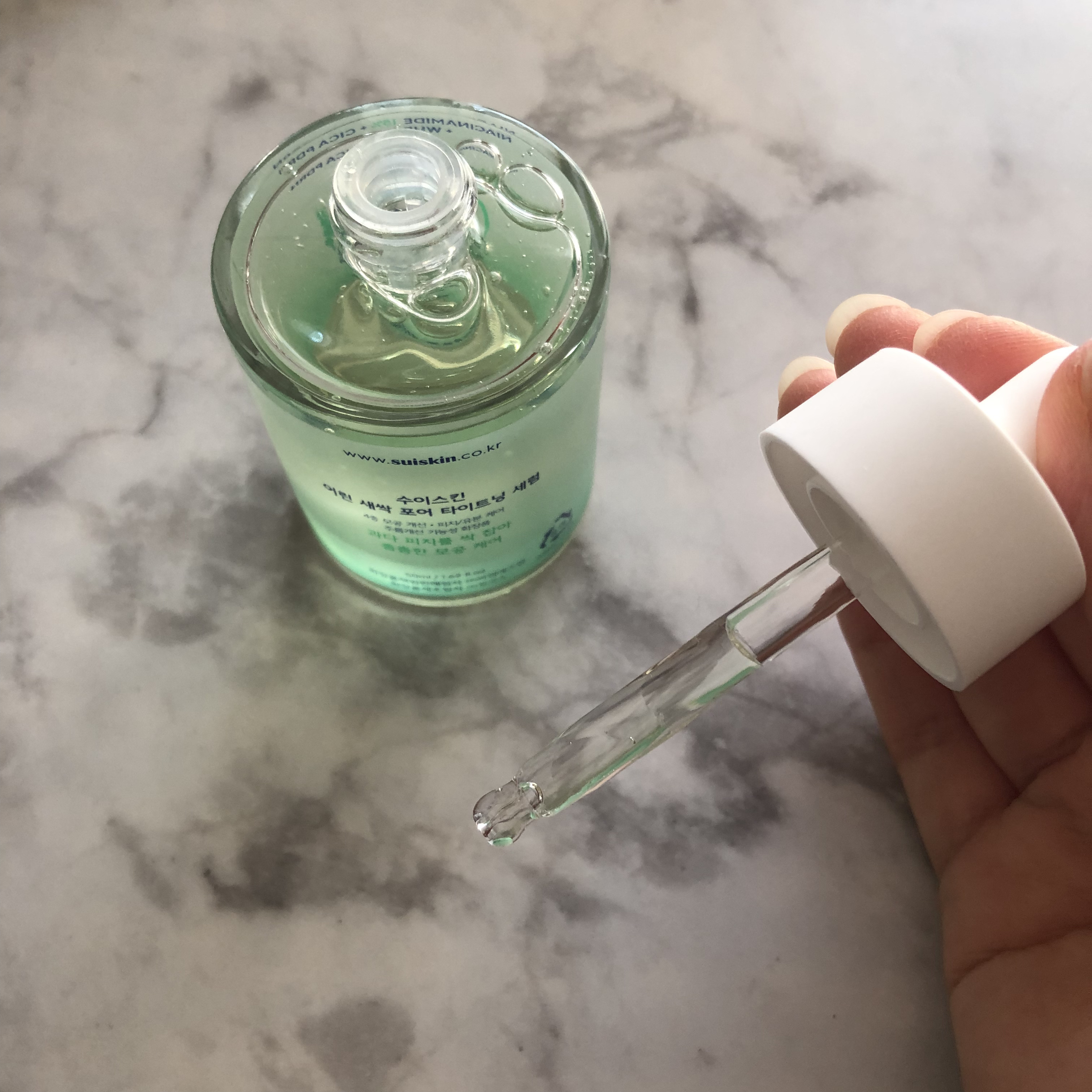 若芽ポアタイトニングセラム/suiskin/美容液を使ったクチコミ（2枚目）