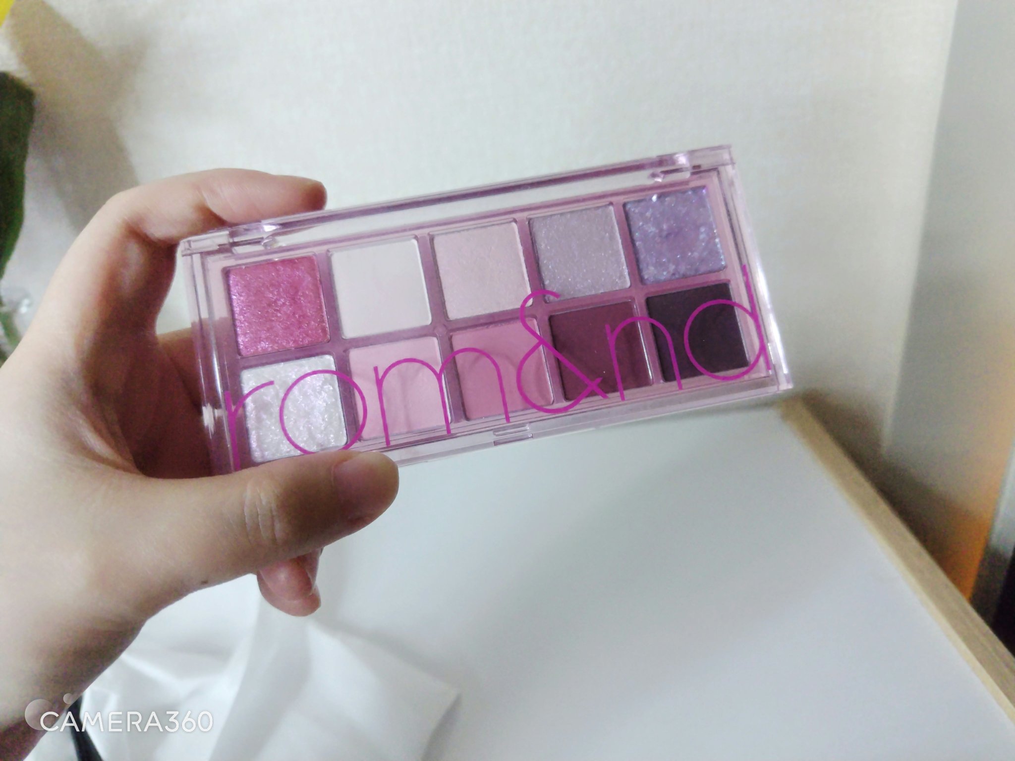 ベターザンパレット/rom&nd/アイシャドウパレットを使ったクチコミ（2枚目）