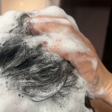 ミスクレオ on LIPS 「自宅で続ける高級サロンヘアケアを目指して開発されたヘアケアのセ..」(5枚目)