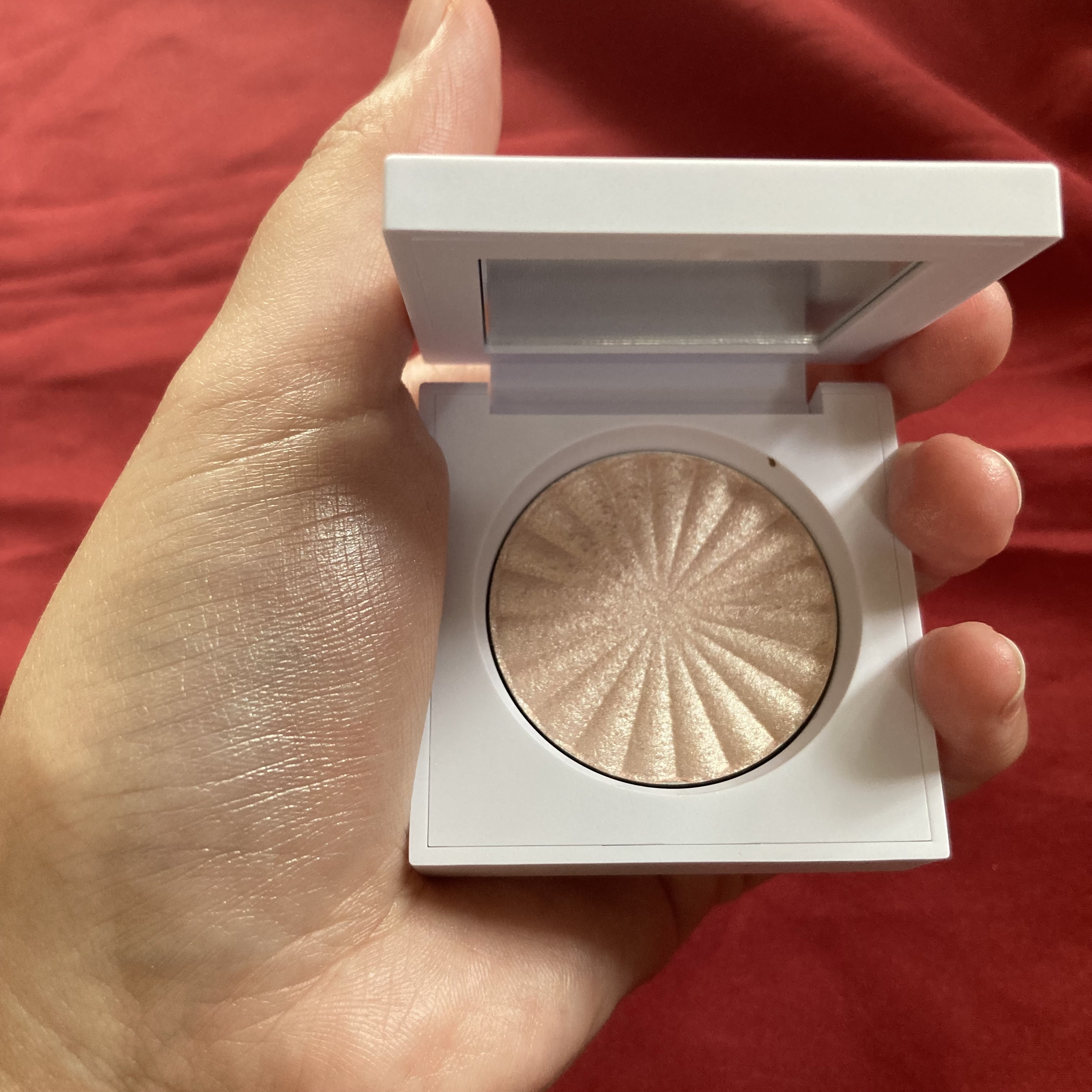 MINI HIGHLIGHTER/Ofra Cosmetics/パウダーハイライトを使ったクチコミ（2枚目）
