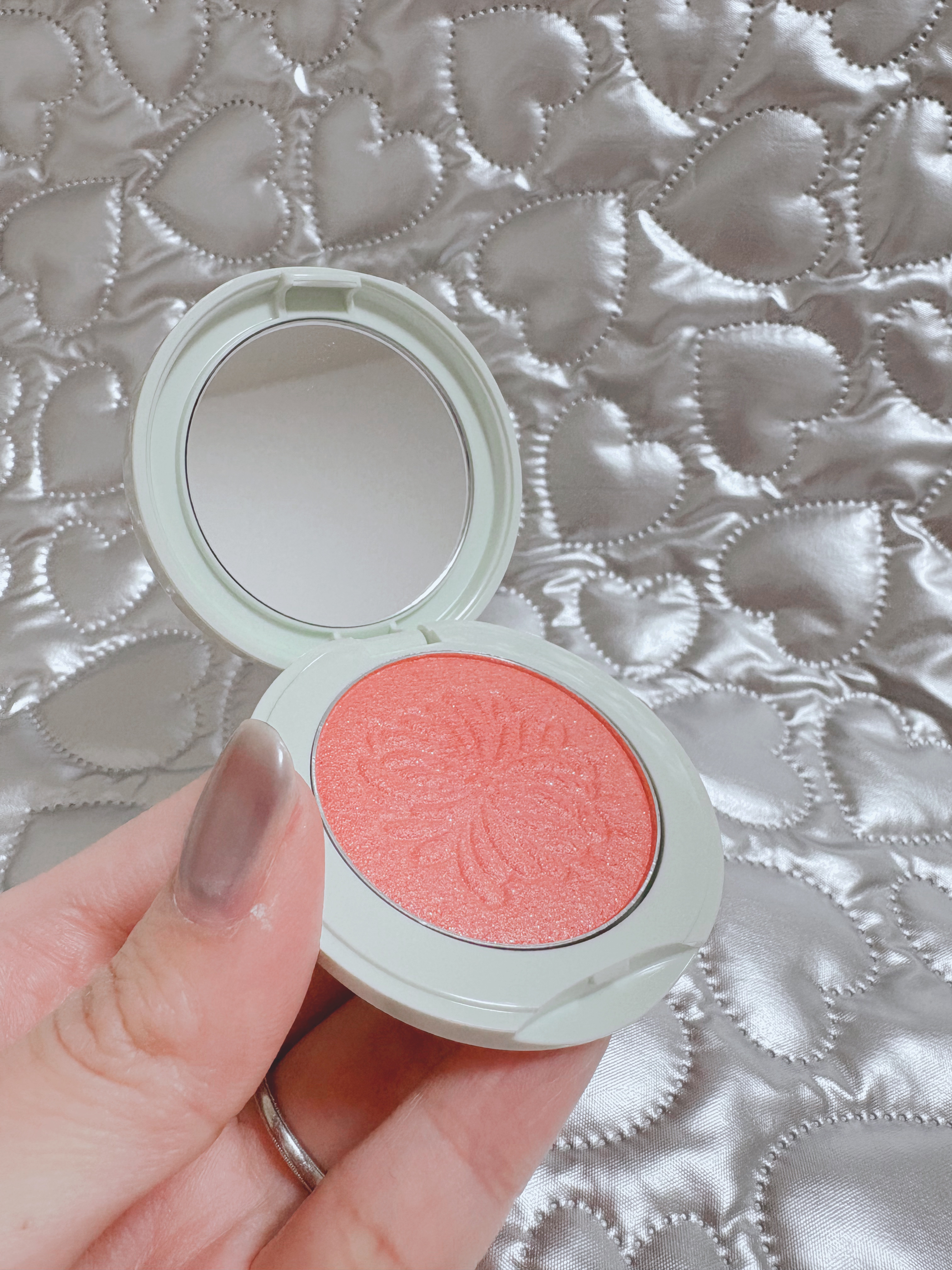 メルティンググロウチークバーム 02 ベリー/hana by hince/ジェル・クリームチークを使ったクチコミ（1枚目）