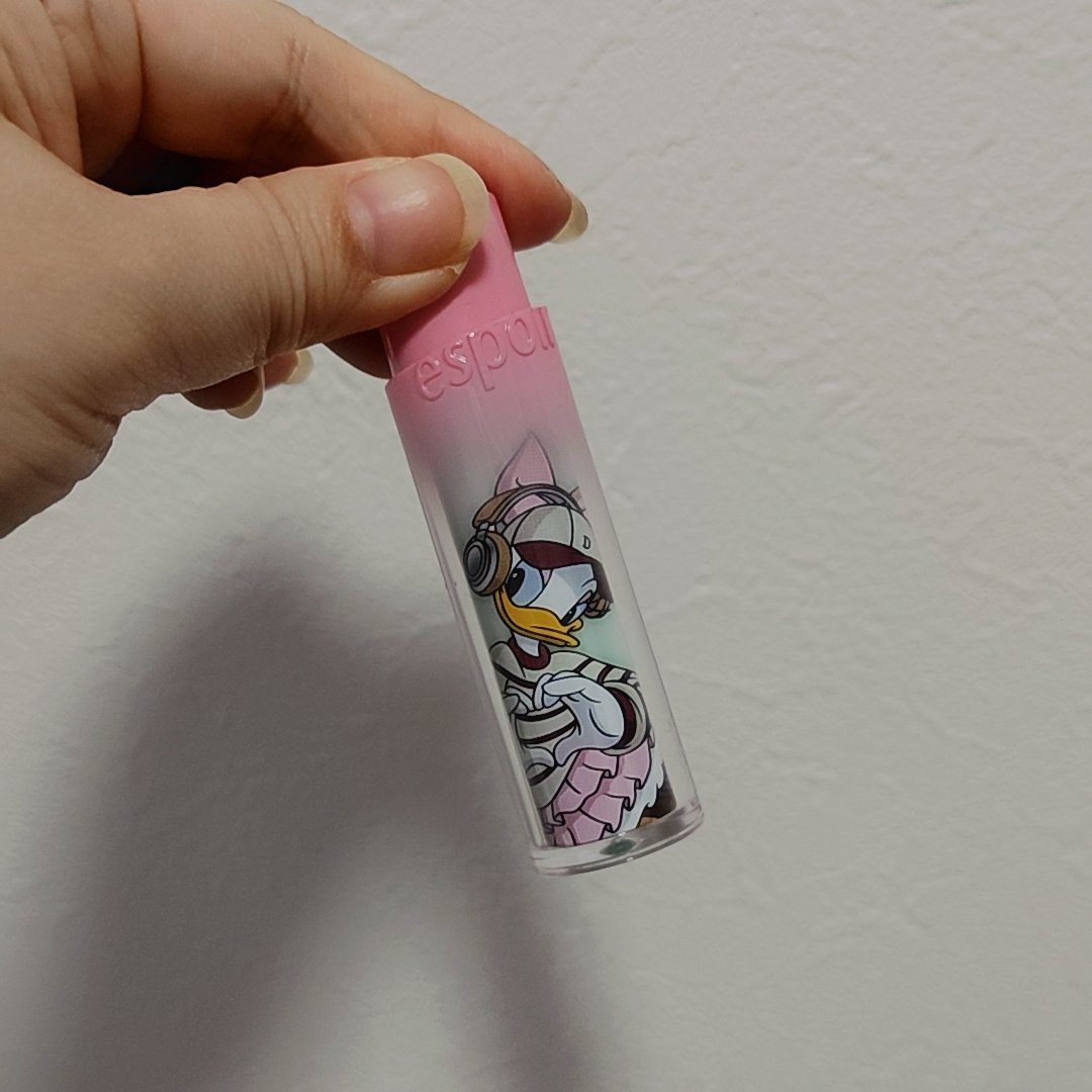 ノーウェアリップスティック バーミンググロー 13 ビートライラック(ディズニーエディション)/espoir/口紅を使ったクチコミ（1枚目）