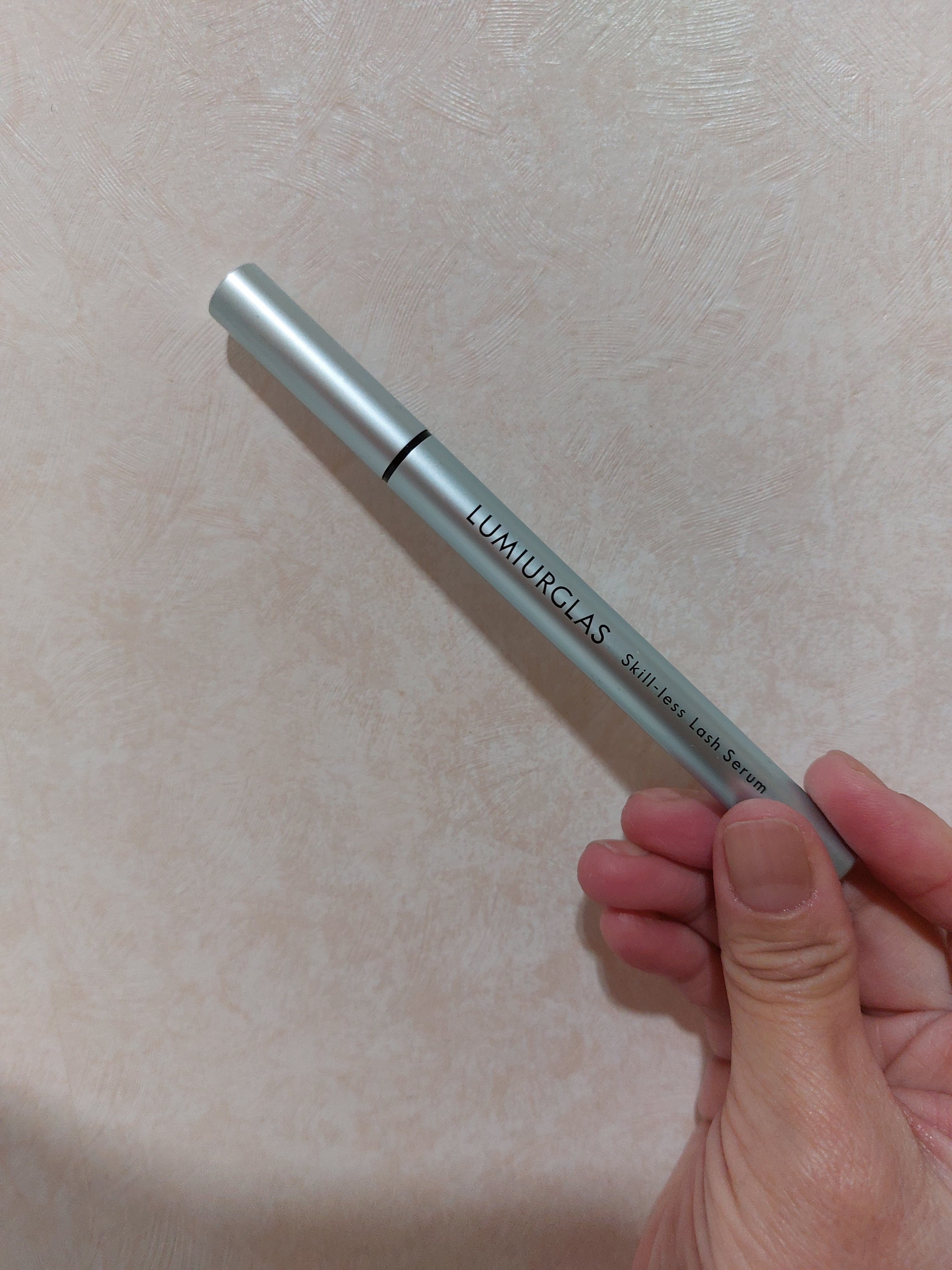 ルミアグラス様のキャンペーンで当たり使用です。

ルミアグラス
スキルレスラッシュセラム

従来の液だれや量の不明瞭さを解消し、誰でも適量を塗布できるスキルレス設計。
根元から未来のまつ毛をサポートしてくれるまつ毛美容液。

朝晩洗顔後に使