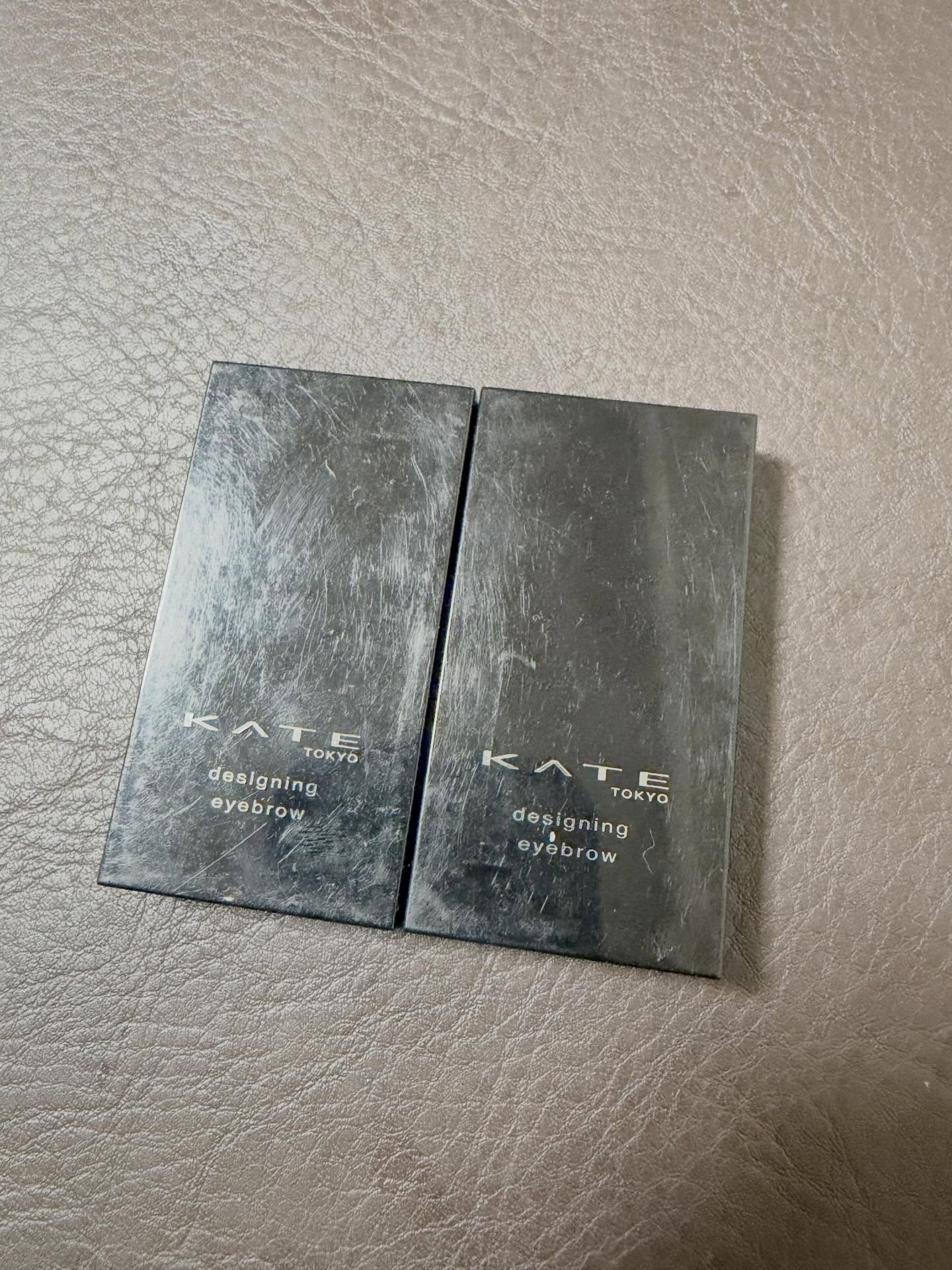 デザイニングアイブロウ3D(デュアルカラー)/KATE/パウダーアイブロウを使ったクチコミ（2枚目）