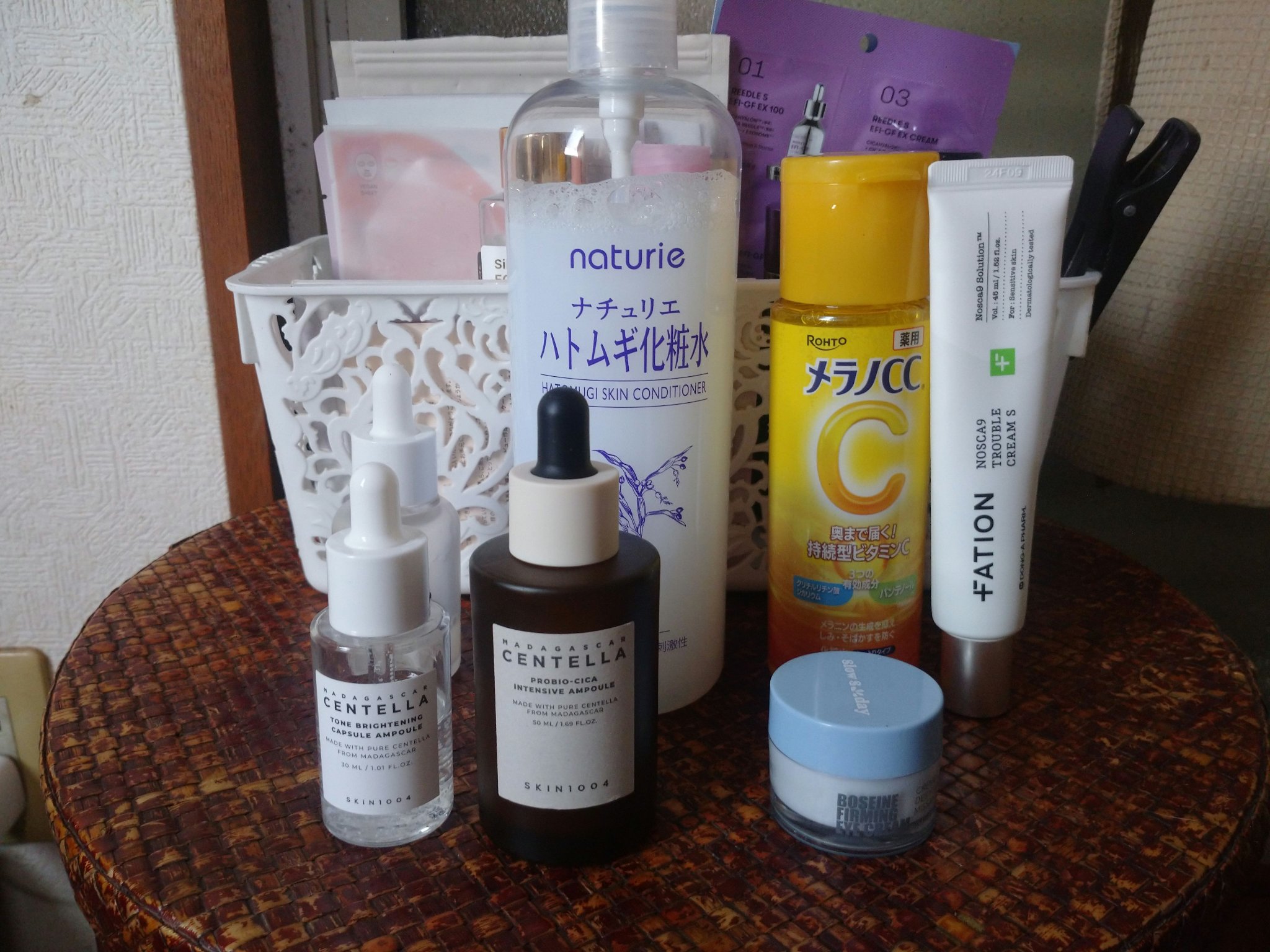 🌅朝のスキンケア 記録用

アレンシアライスグローもちセラム30➔ナチュリエハトムギ化粧水ナチュリエ スキンコンディショナー R、メラノCCメラノCC 薬用しみ対策美白化粧水しっとりタイプ➔
SKIN1004トーンブライトニング カプセル