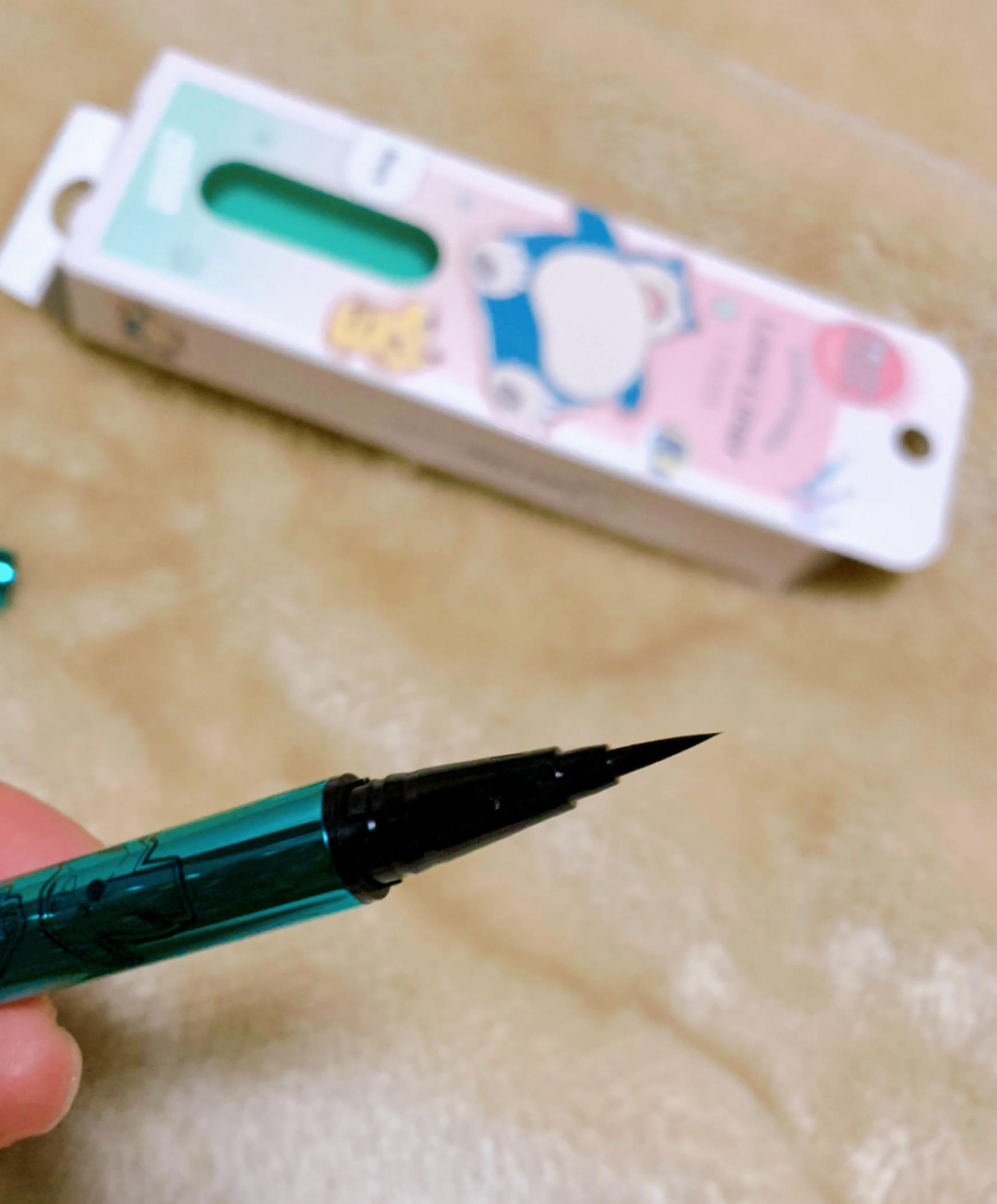 リキッドアイライナーR4/ラブ・ライナー/リキッドアイライナーを使ったクチコミ（2枚目）