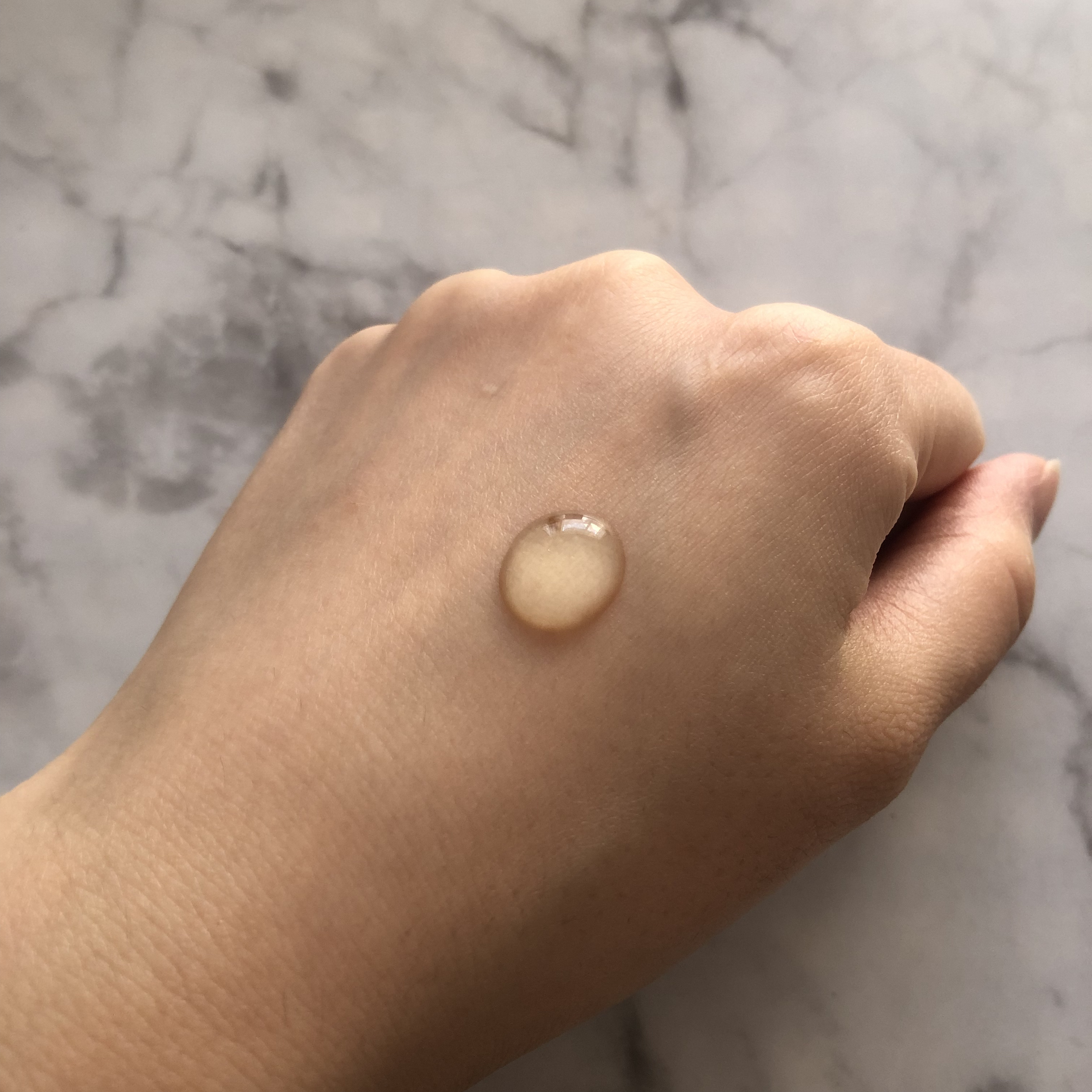 若芽ポアタイトニングセラム/suiskin/美容液を使ったクチコミ（3枚目）