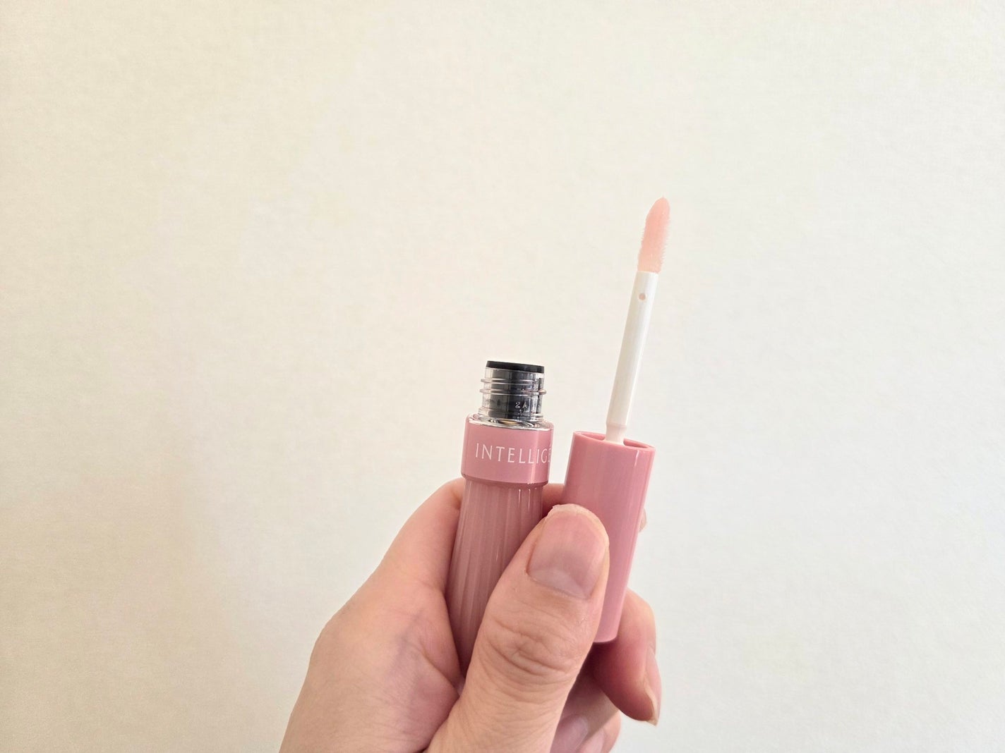 ボリュームプラス リップエッセンスUV/アンテリージェEX/リップ美容液を使ったクチコミ(3枚目)