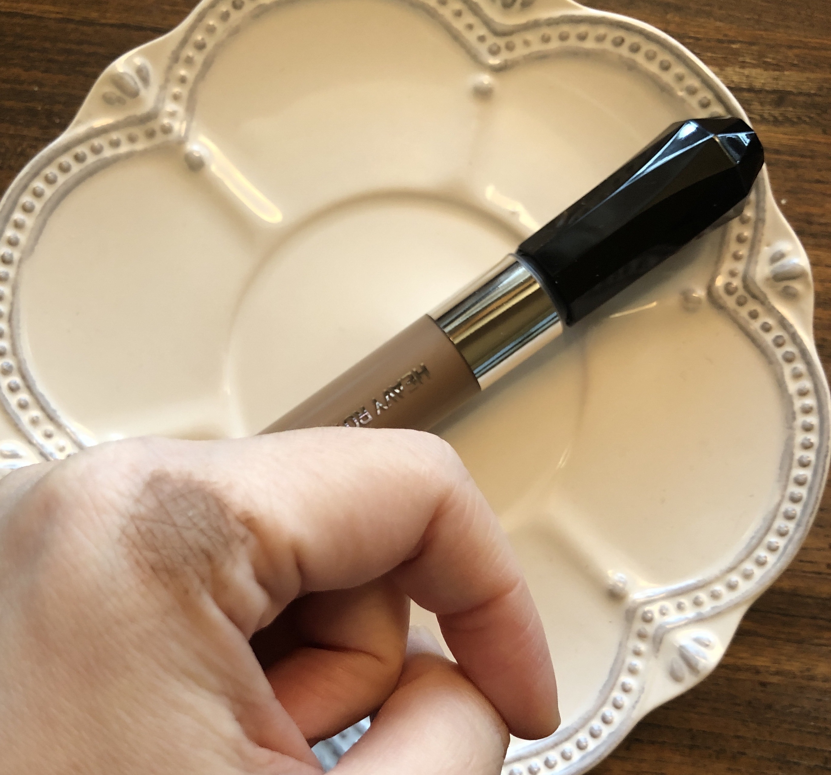 ヘビーローテーション カラーリングアイブロウEX/ヘビーローテーション/眉マスカラを使ったクチコミ（2枚目）