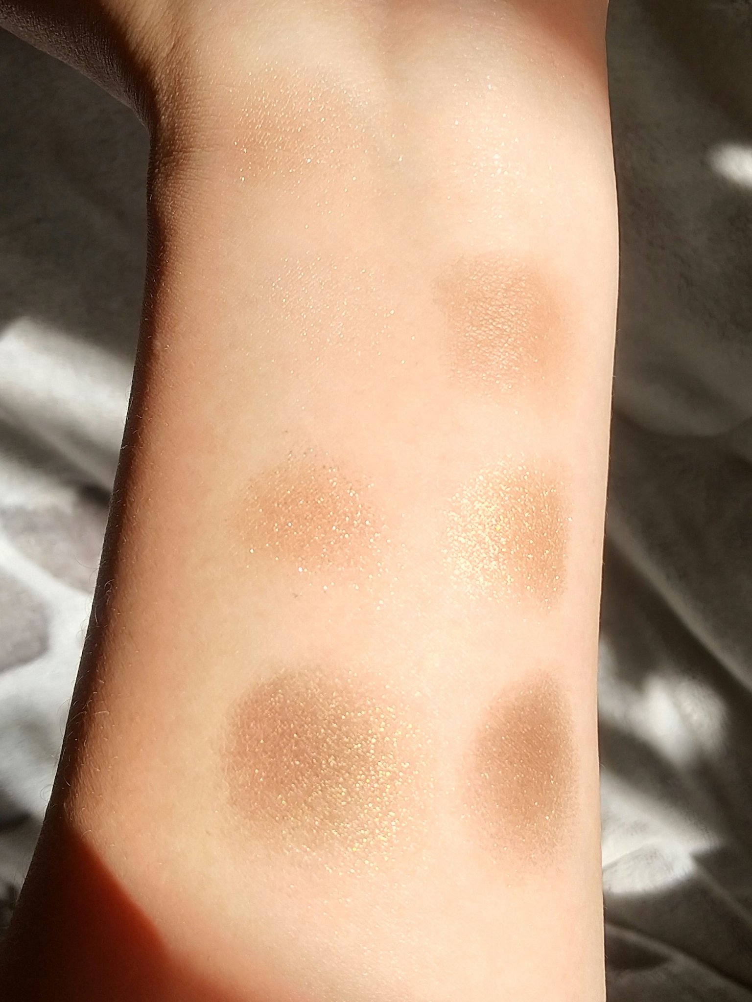 シグニチャー カラー アイズ/SUQQU/アイシャドウパレットを使ったクチコミ（3枚目）