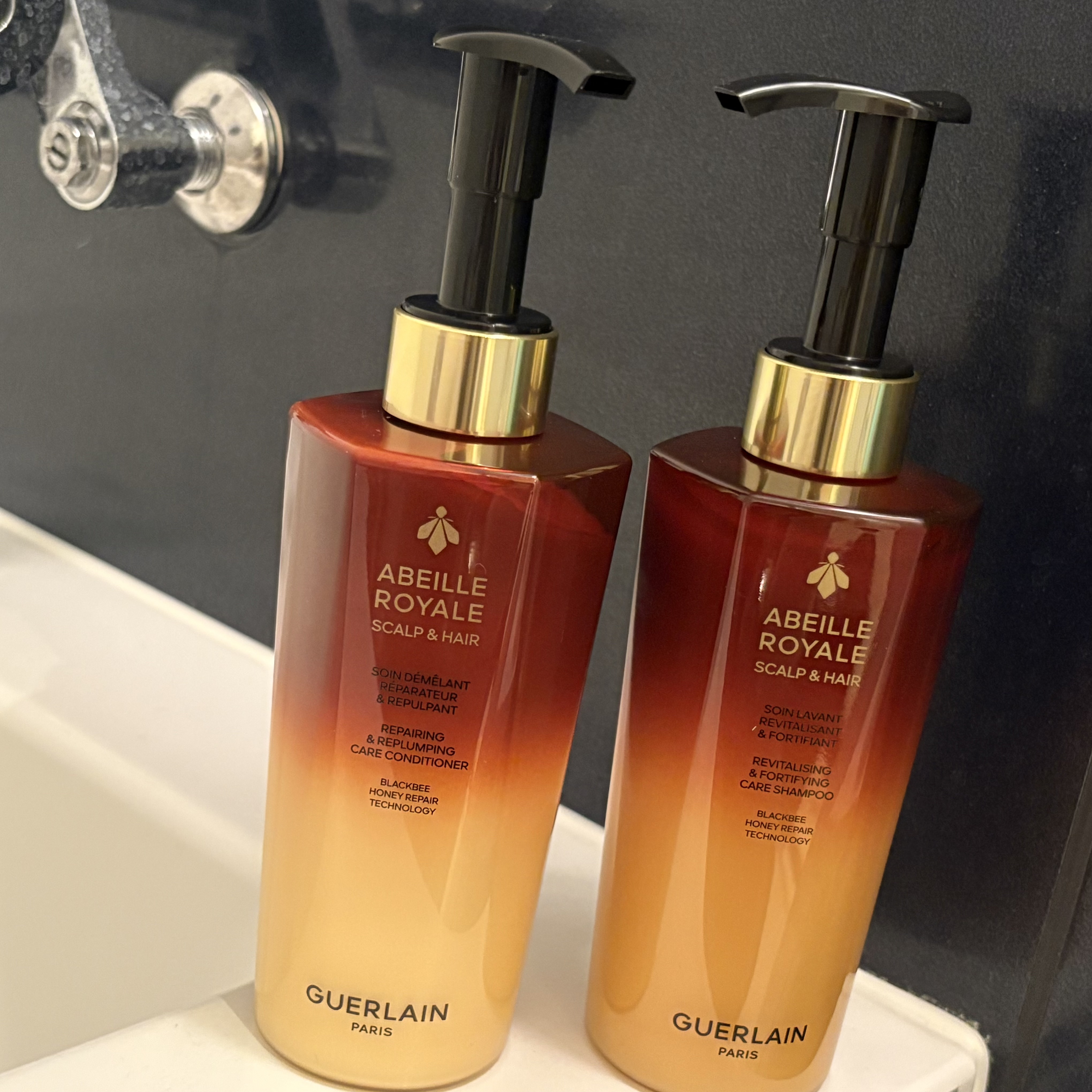 アベイユ ロイヤル スカルプ&ヘア シャンプー/コンディショナー シャンプー（290mL）/GUERLAIN/市販シャンプーを使ったクチコミ（1枚目）