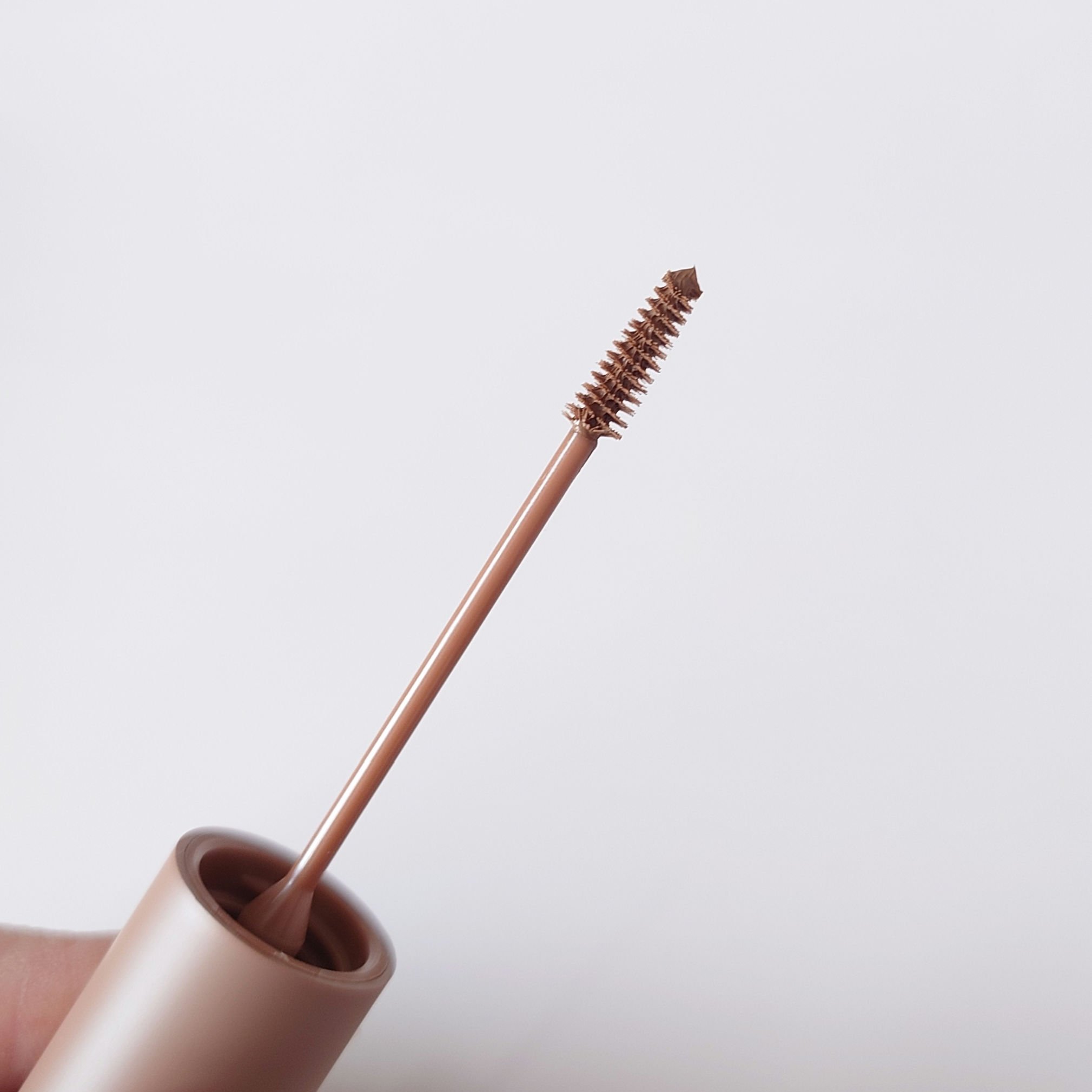 ラカ ピクシーブロウカラ/Laka/眉マスカラを使ったクチコミ（3枚目）