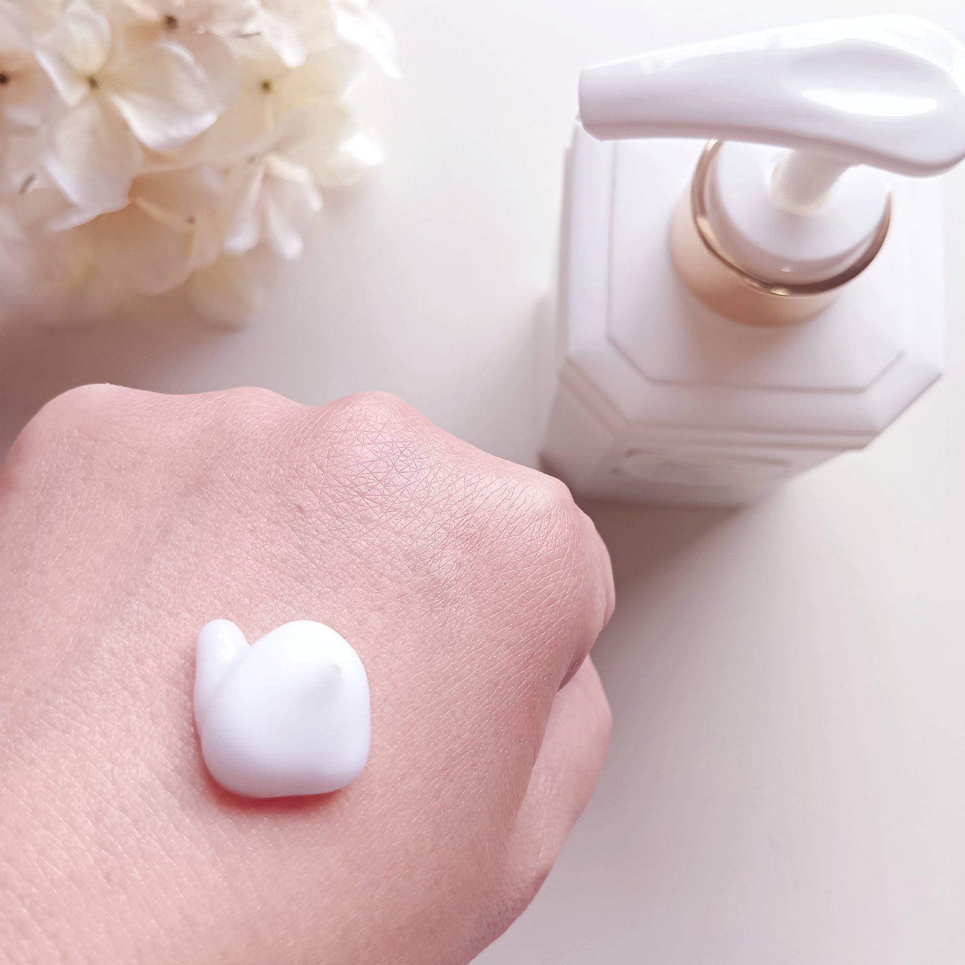 パヒュームヘア&ボディミスト フローラルメドウスウィートティー/TEABLESS/ヘアミストを使ったクチコミ（3枚目）