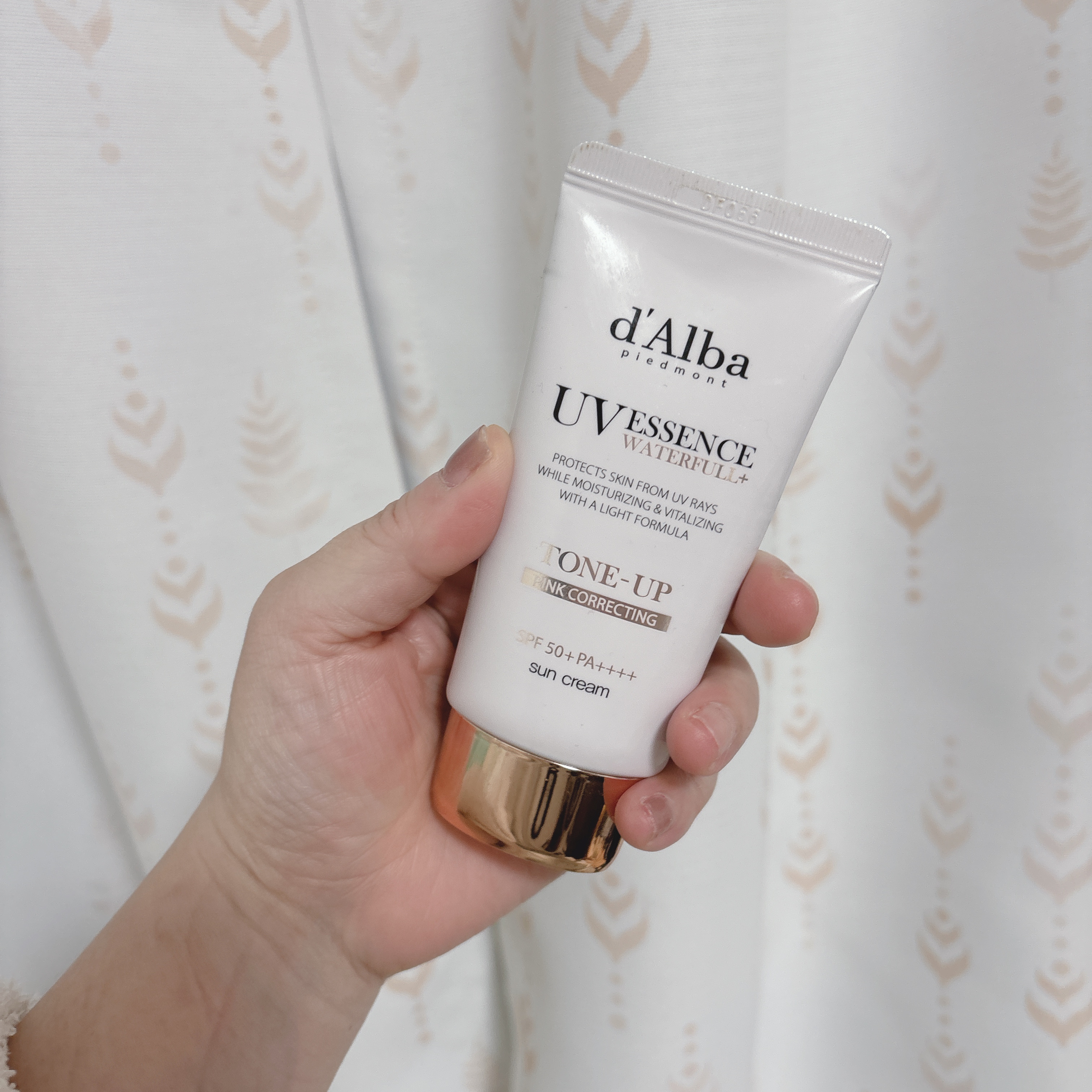 ウォータフルトーンアップサンクリーム/ダルバ/日焼け止めクリームを使ったクチコミ（1枚目）