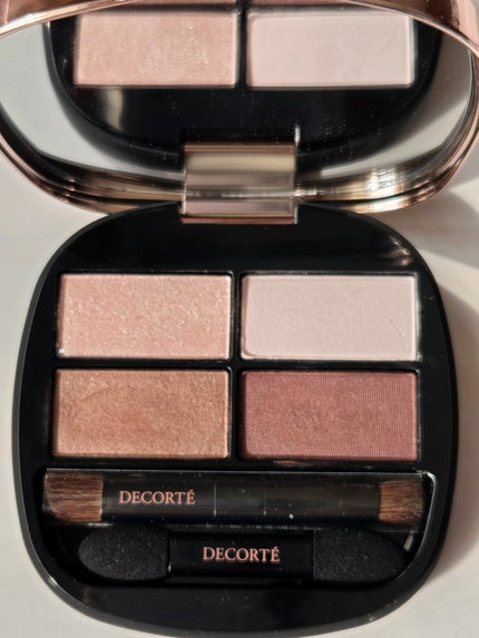 コントゥアリング アイシャドウ/DECORTÉ/アイシャドウパレットを使ったクチコミ(1枚目)