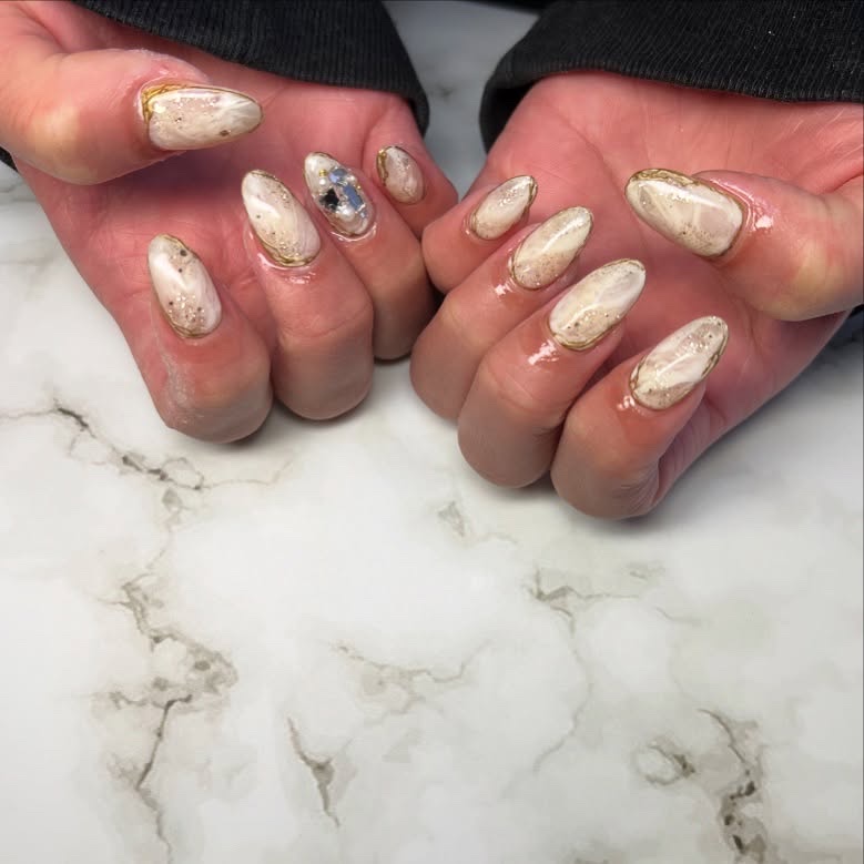 #ネイル,#ニュアンスネイル,#ジェルネイル,#ギャルネイル,#ネイル,#城陽ネイルのネイルデザイン