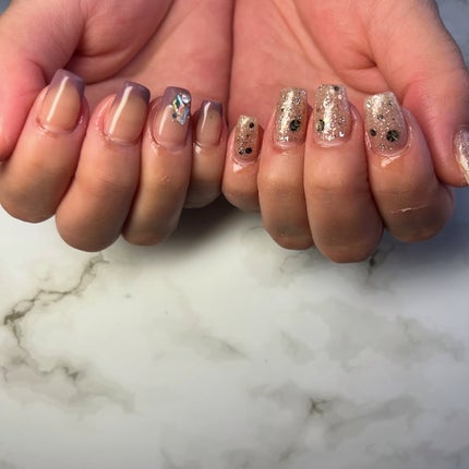 cst on LIPS 「#秋ネイルmenu…☑︎デザイン自由コース7.000円☑︎おま..」(1枚目)