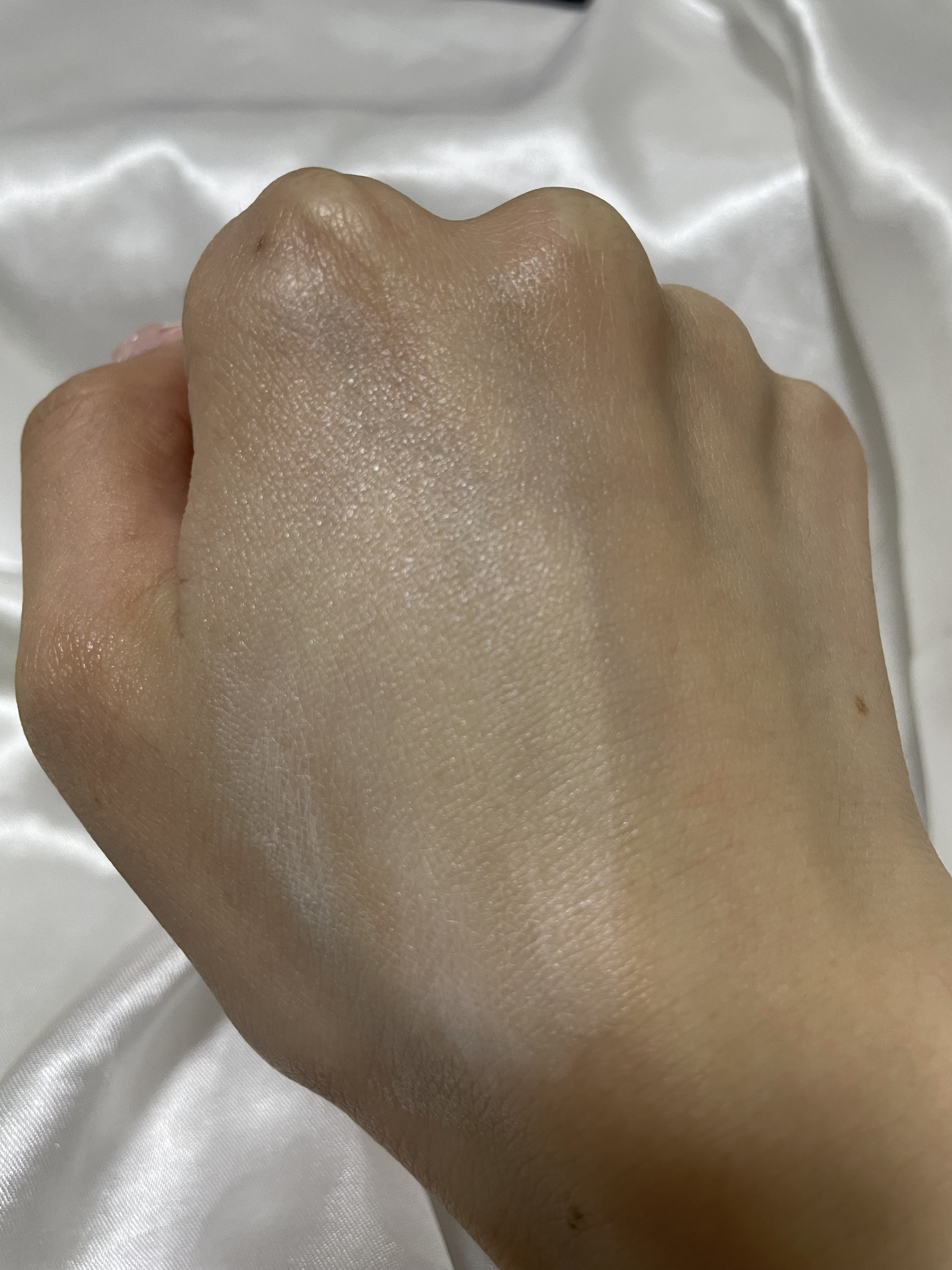 5番 白玉グルタチオンCトーンアップベース SPF50+ PA++++/numbuzin/化粧下地を使ったクチコミ（3枚目）